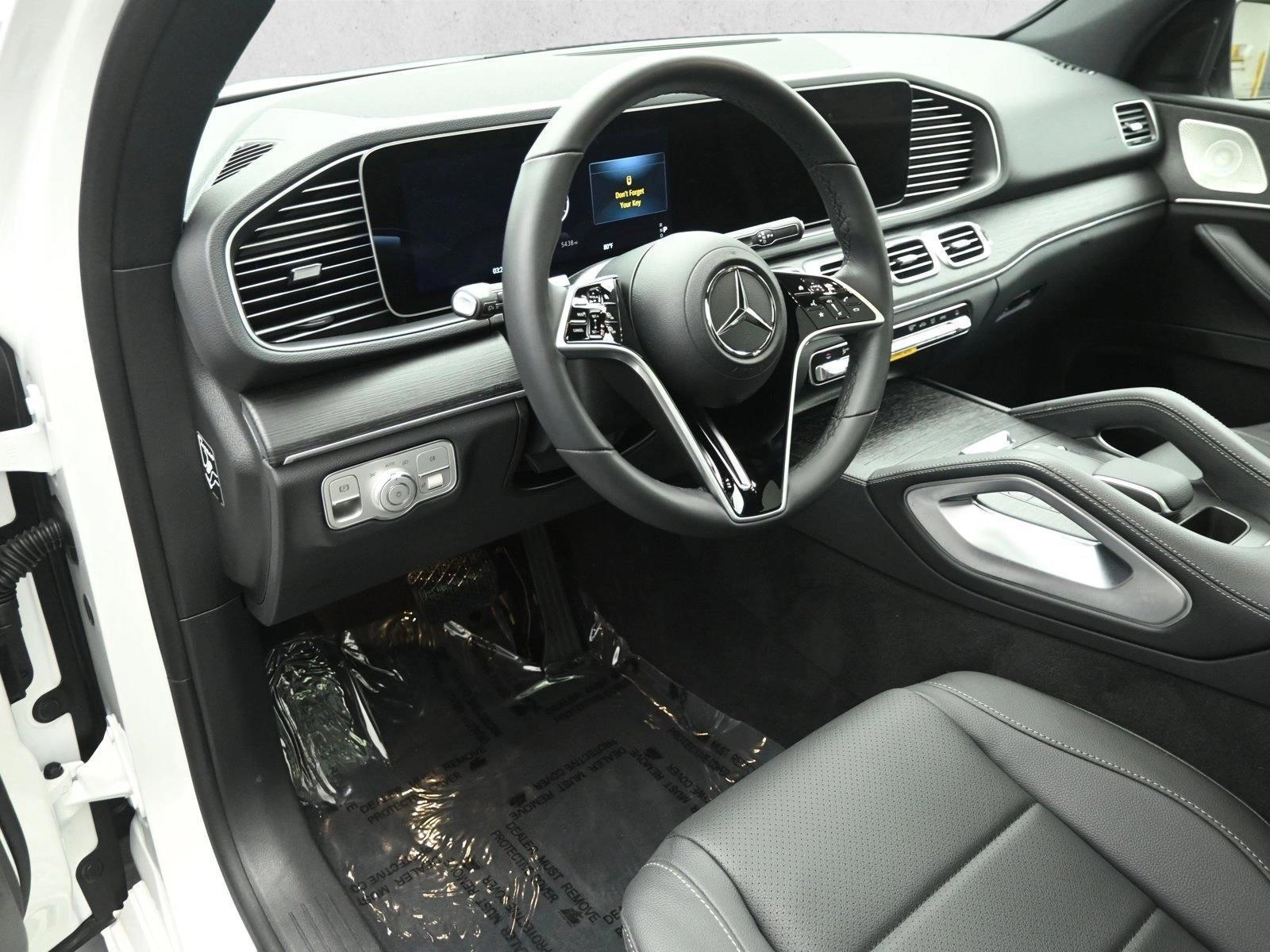 Thumbnail: 2026 Mercedes-Benz GLE - 3