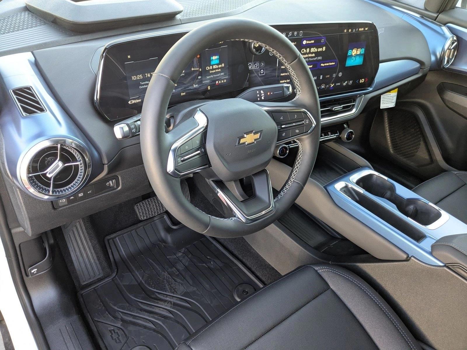 Thumbnail: 2026 Chevrolet Equinox - 3