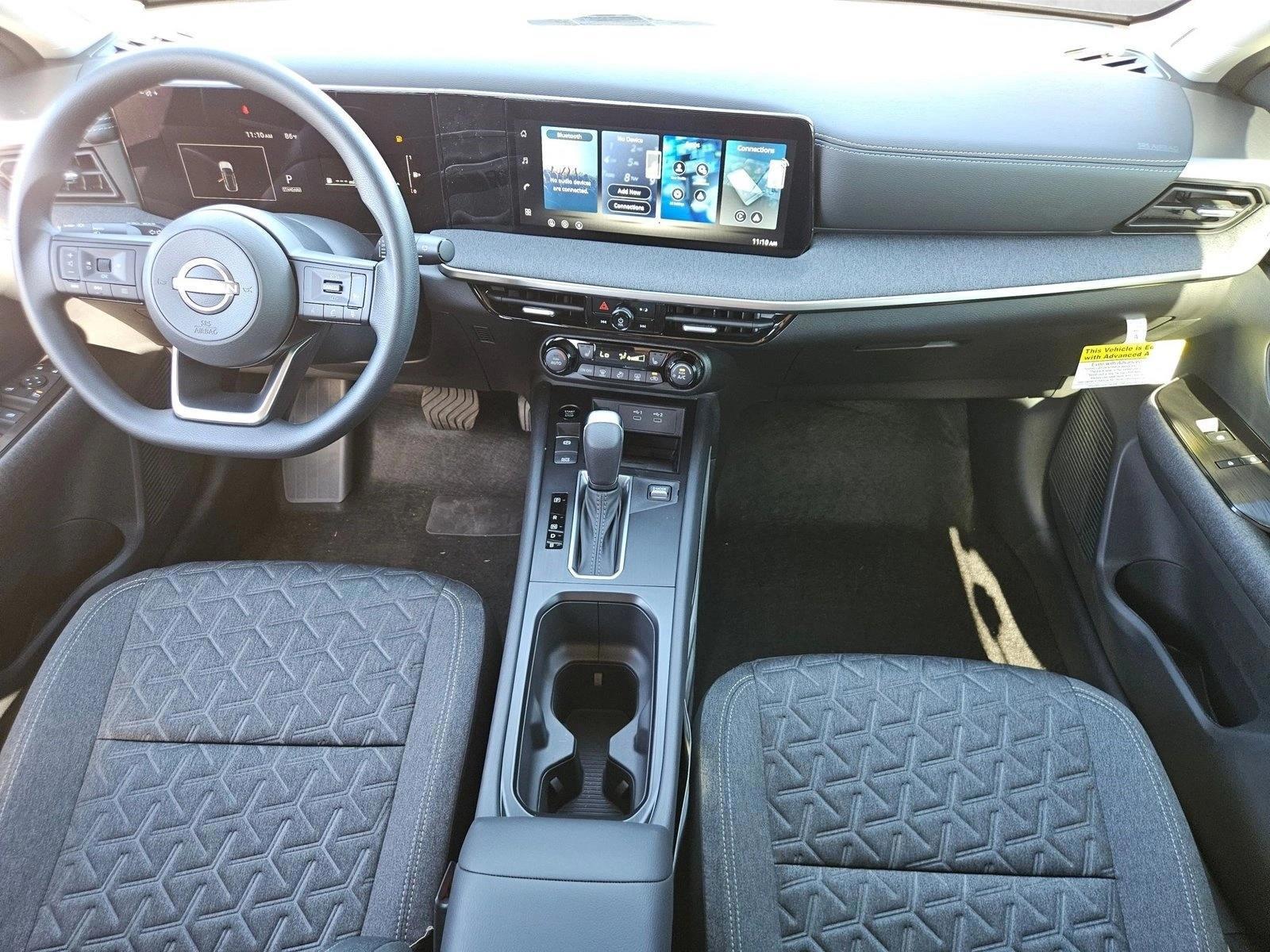 Thumbnail: 2026 Nissan Kicks - 4
