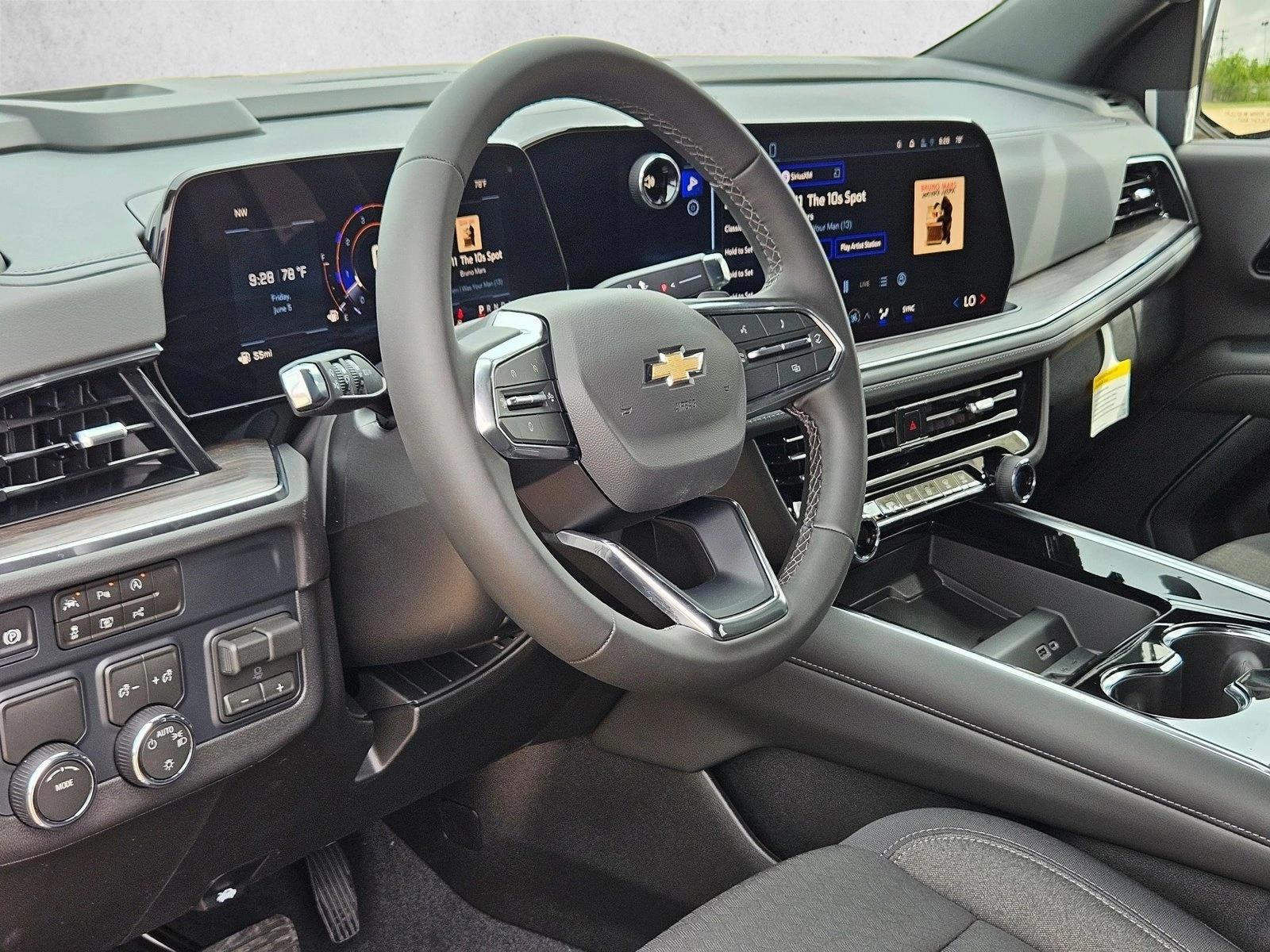 Thumbnail: 2026 Chevrolet Tahoe - 3