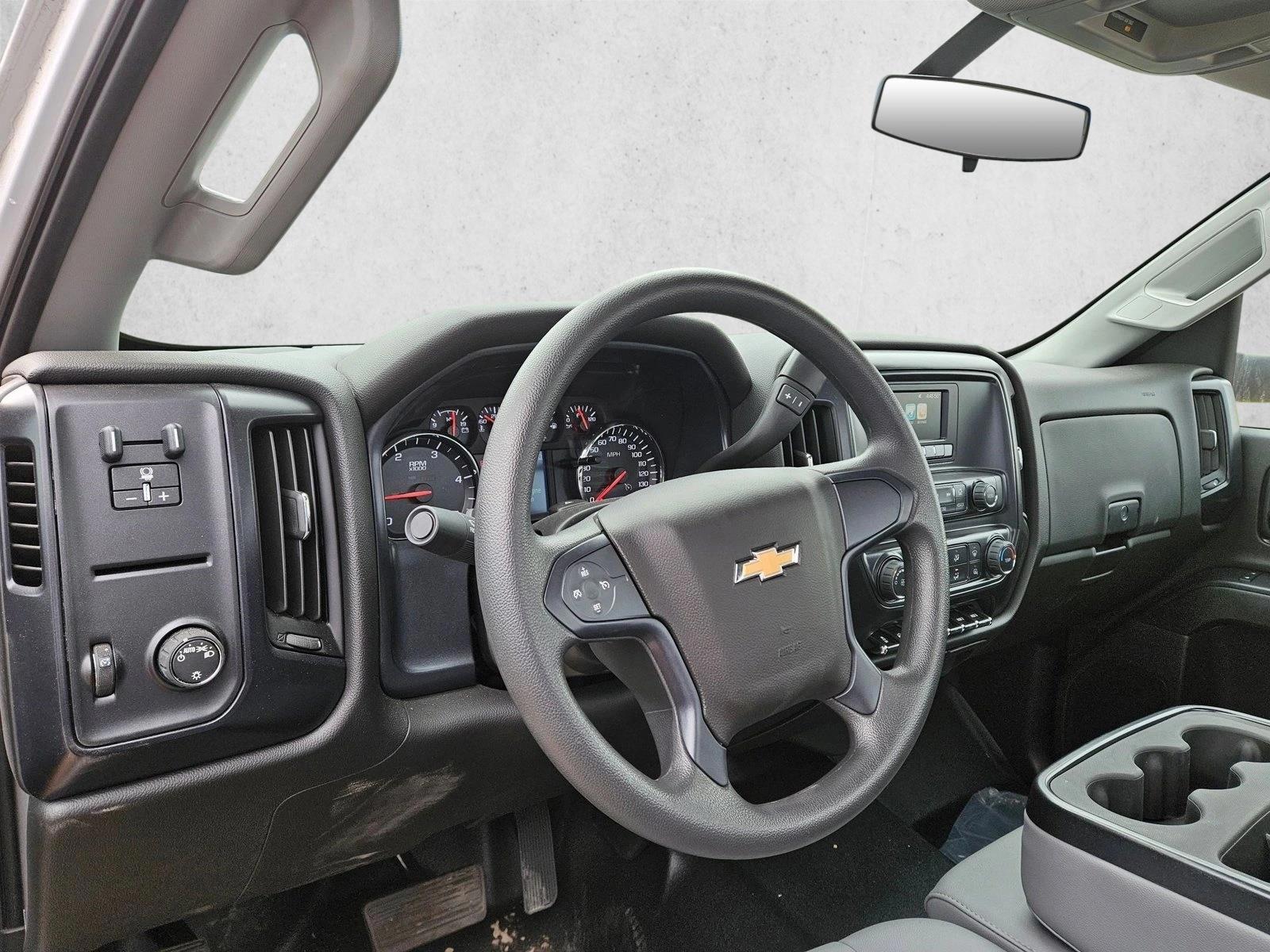 Thumbnail: 2024 Chevrolet  - 3