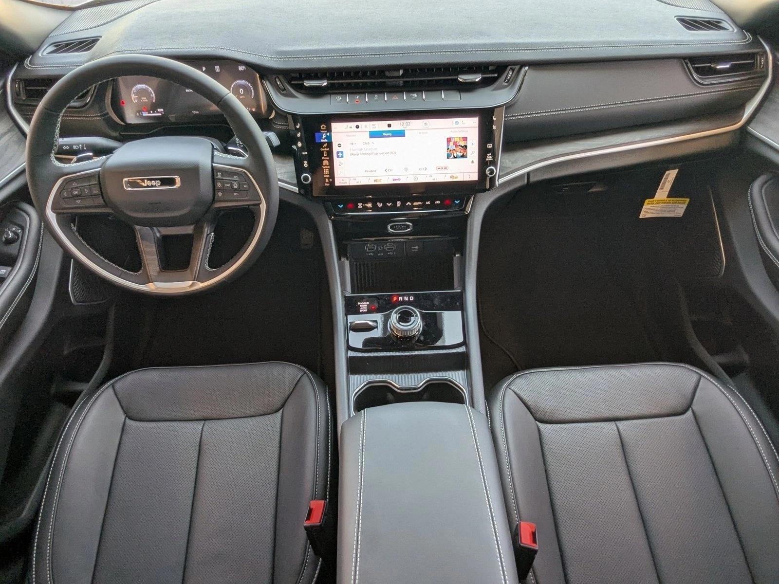 Thumbnail: 2026 Jeep Grand Cherokee L - 4