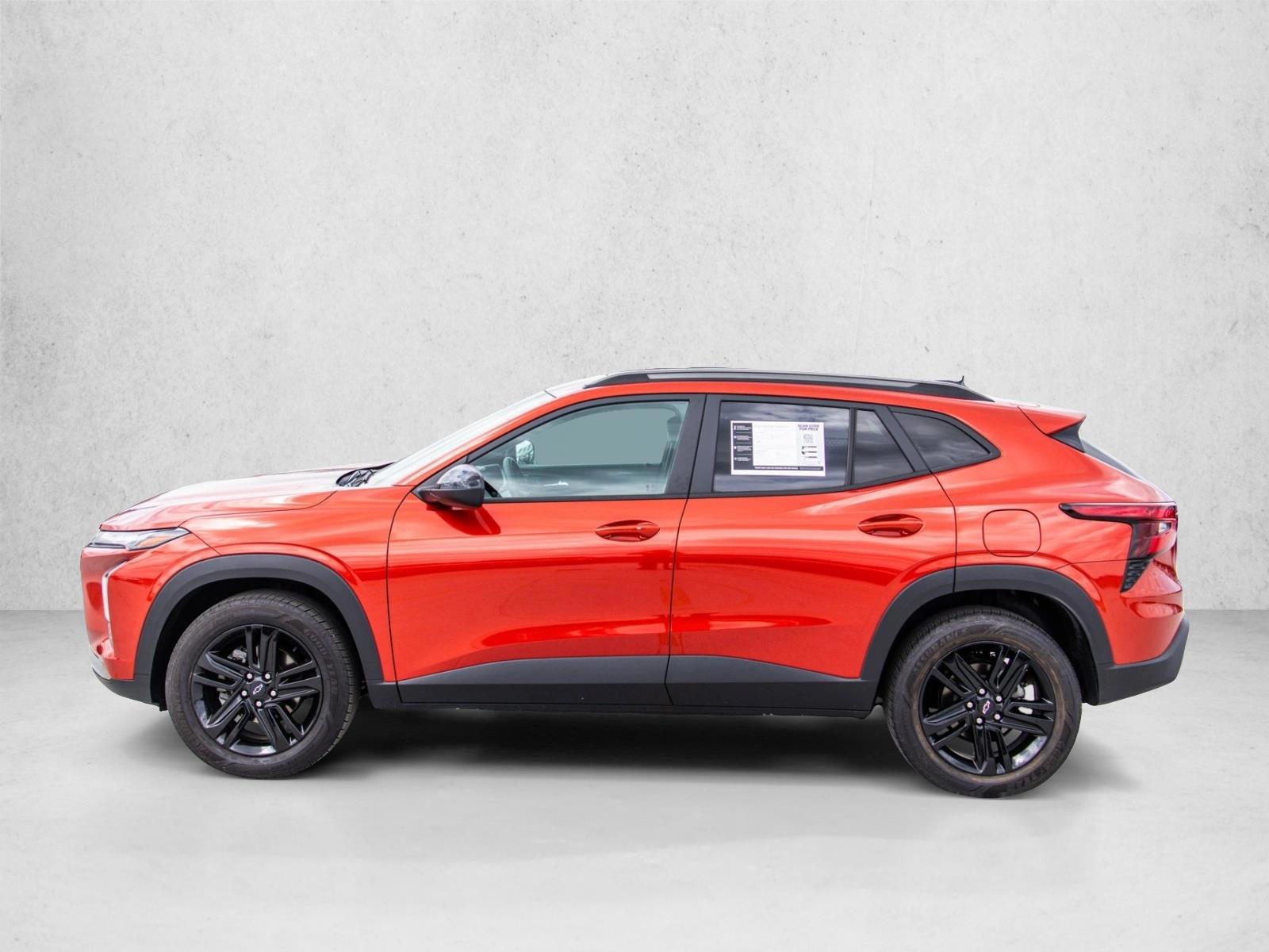 Thumbnail: 2024 Chevrolet Trax - 2