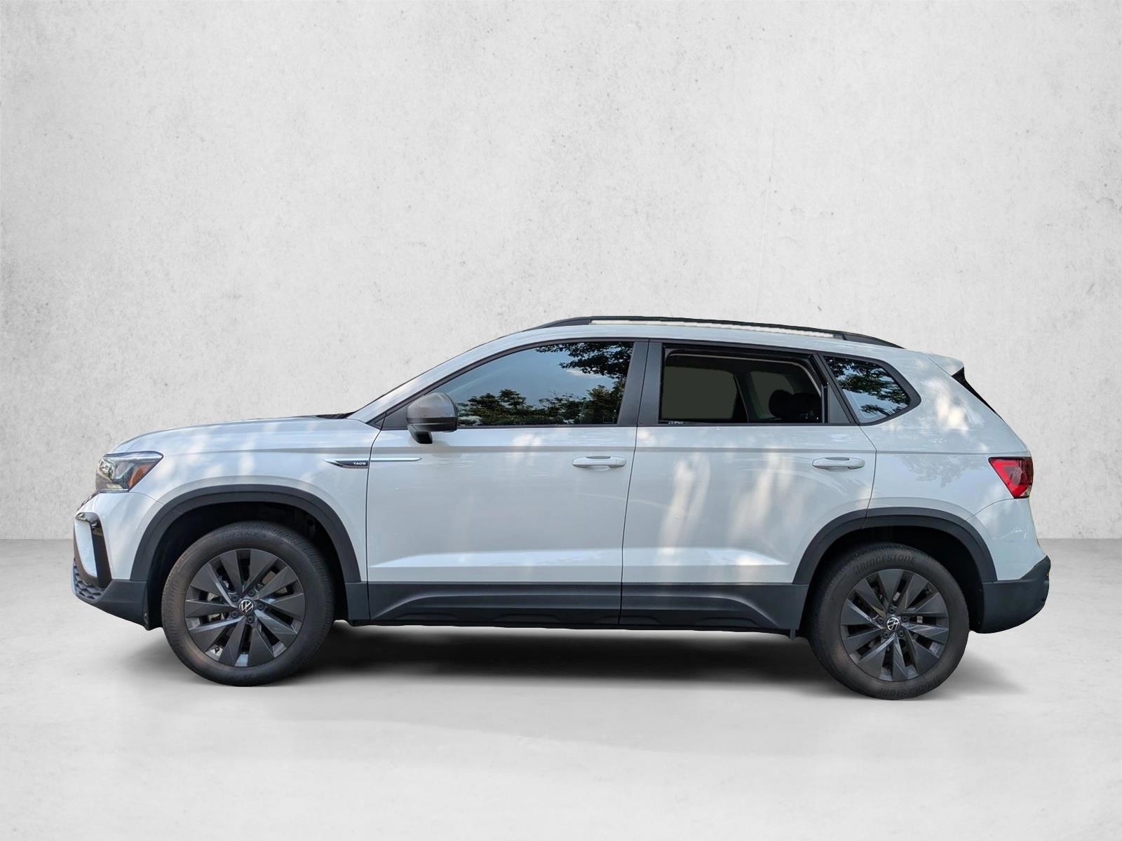 Thumbnail: 2023 Volkswagen Taos - 2