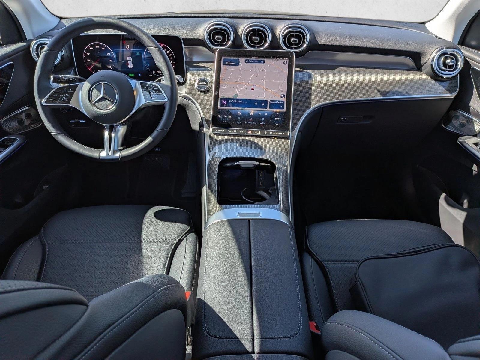 Thumbnail: 2025 Mercedes-Benz GLC - 4