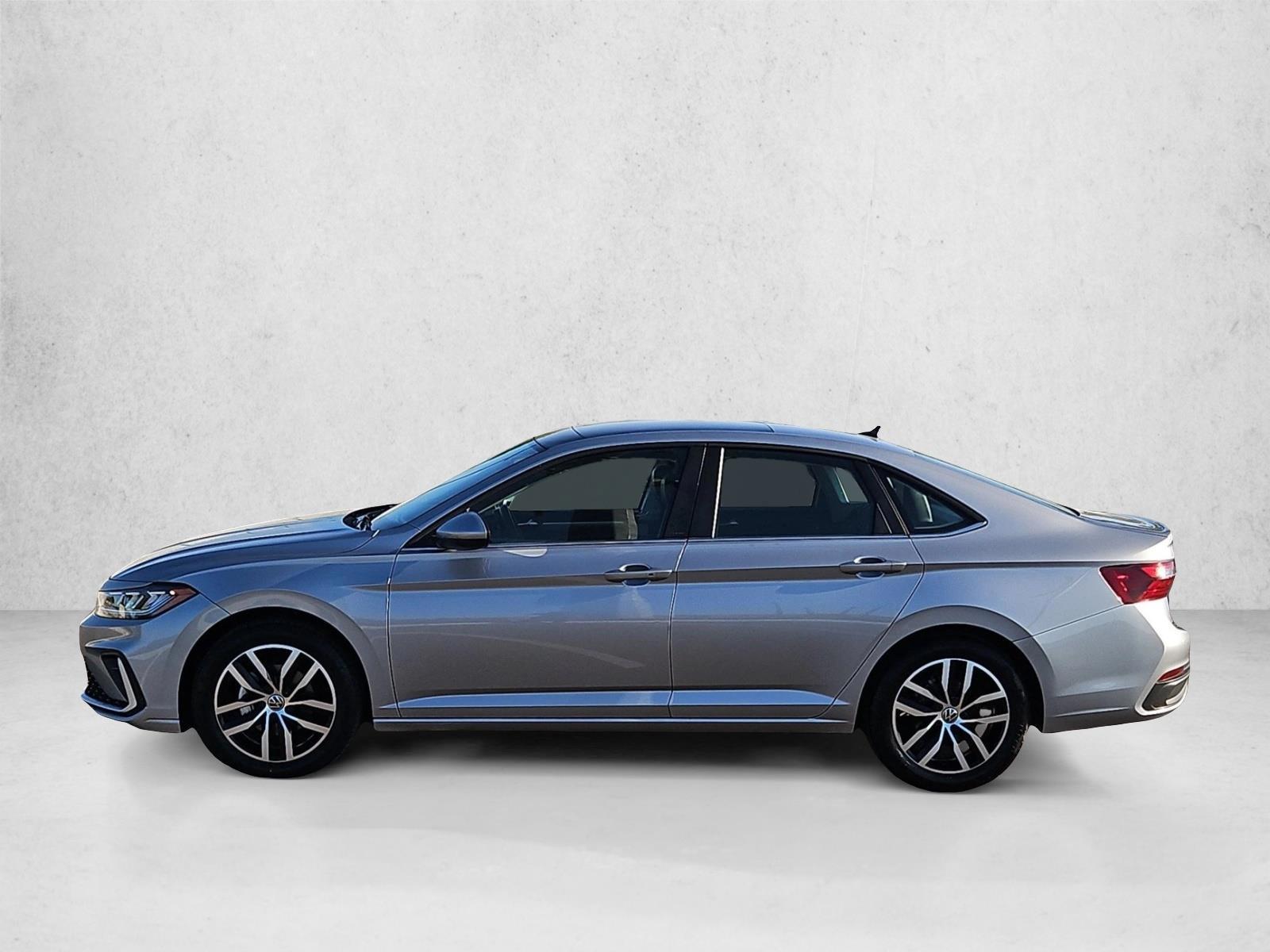 Thumbnail: 2025 Volkswagen Jetta - 2