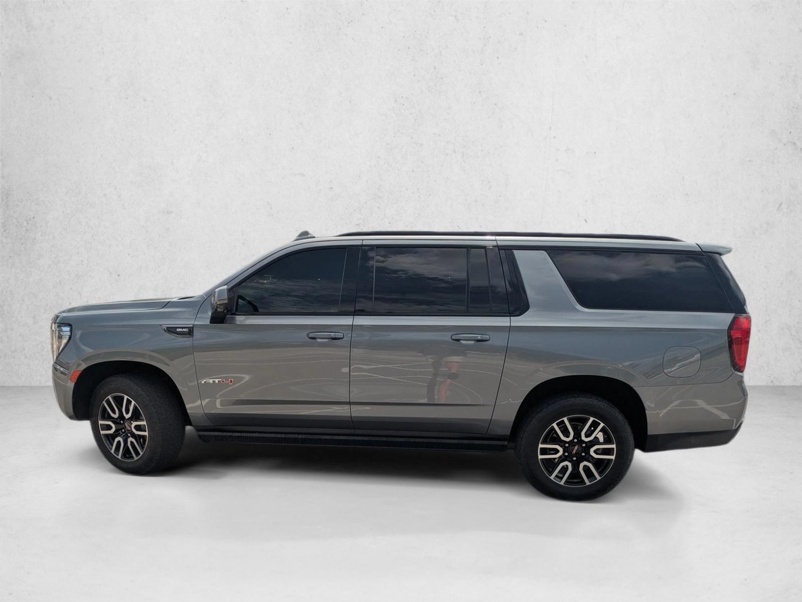 Thumbnail: 2022 GMC Yukon XL - 2