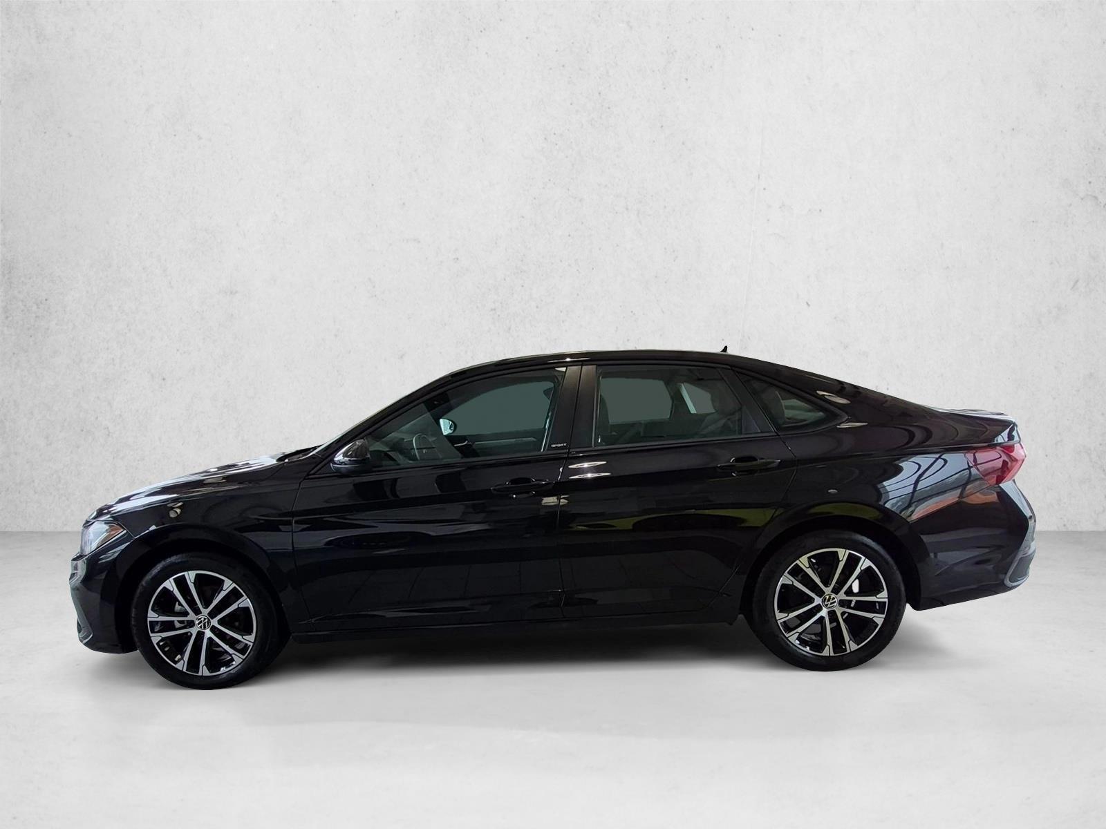 Thumbnail: 2025 Volkswagen Jetta - 2