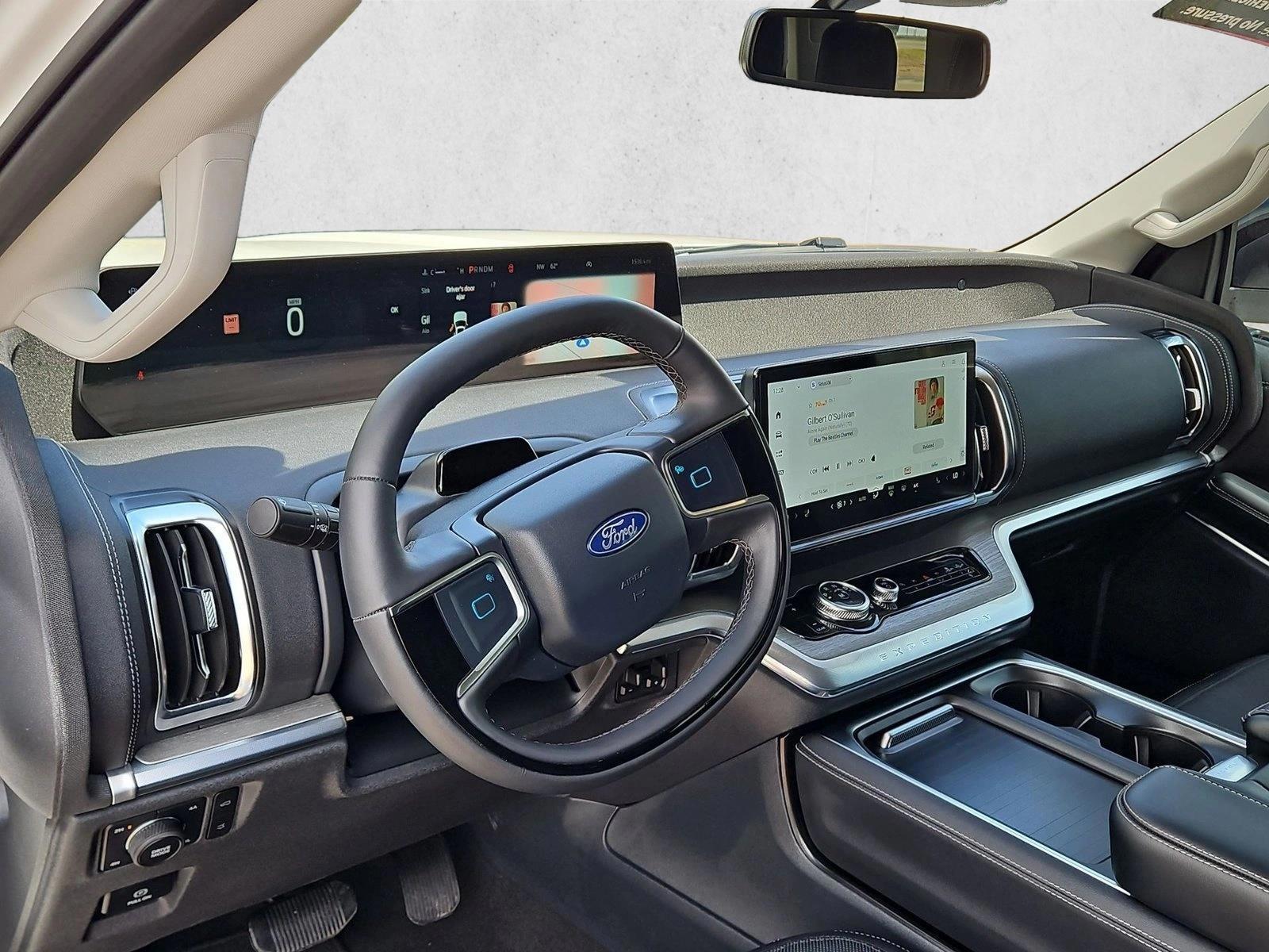 Thumbnail: 2025 Ford Expedition MAX - 4
