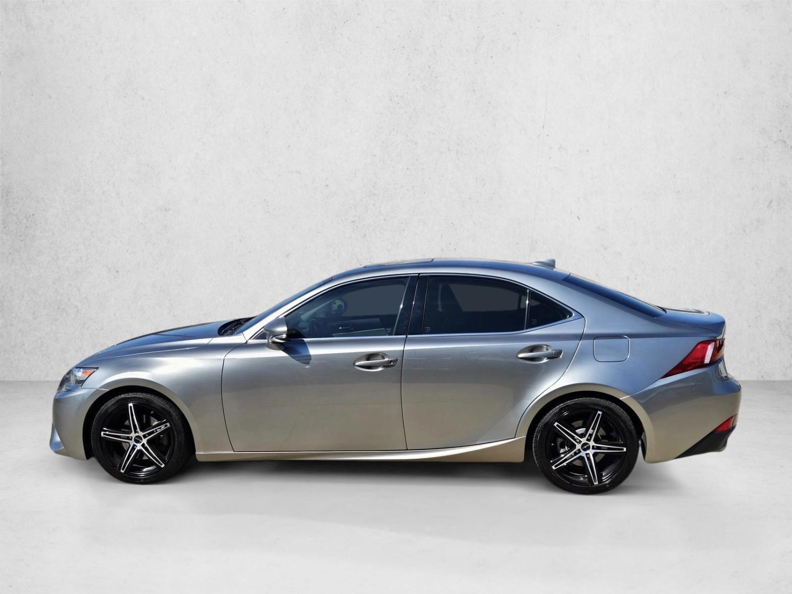 Thumbnail: 2014 Lexus IS - 2