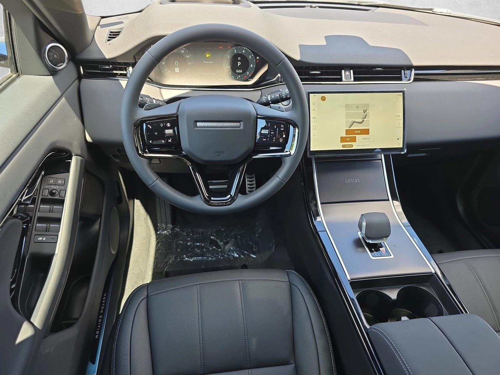 Thumbnail: 2026 Land Rover Range Rover Evoque - 4