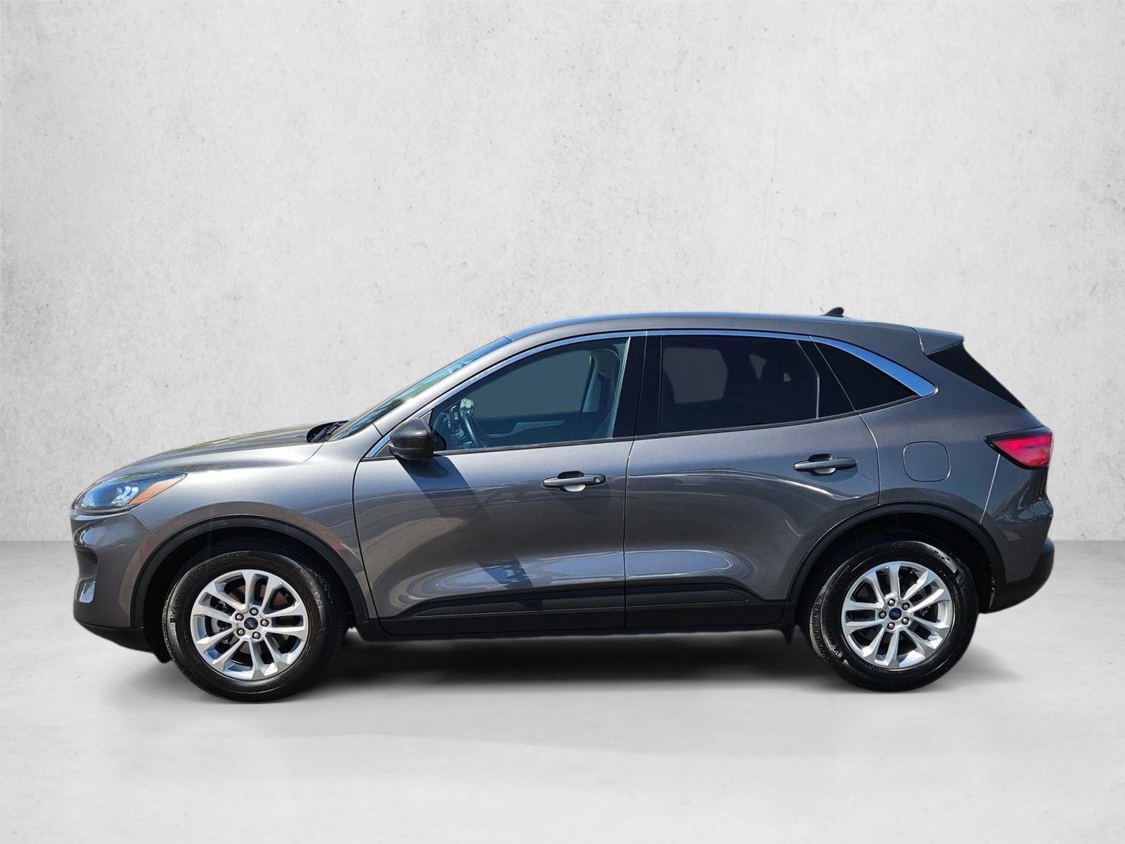 Thumbnail: 2022 Ford Escape - 2