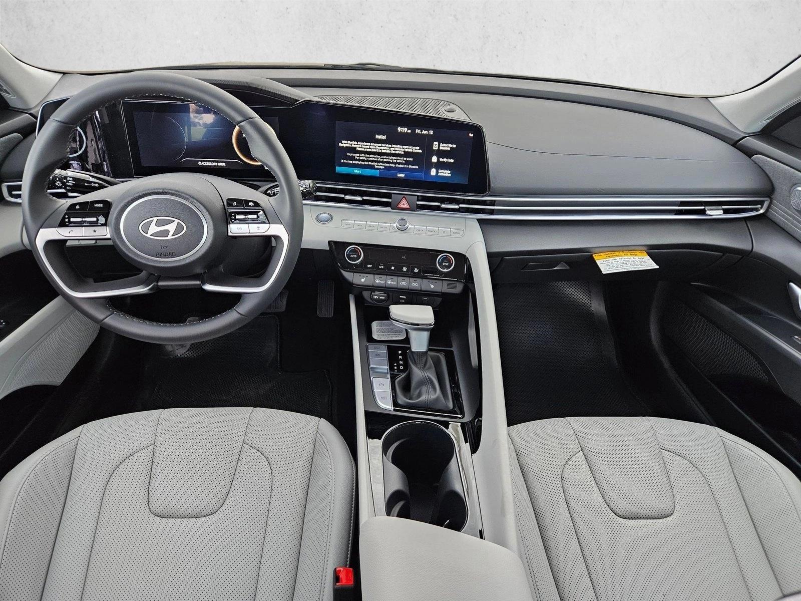 Thumbnail: 2026 Hyundai Elantra - 3