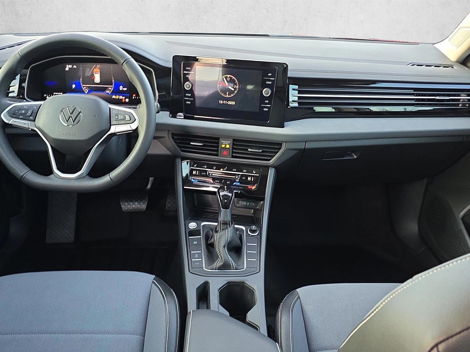 2026 Volkswagen Jetta SE - Photo 16