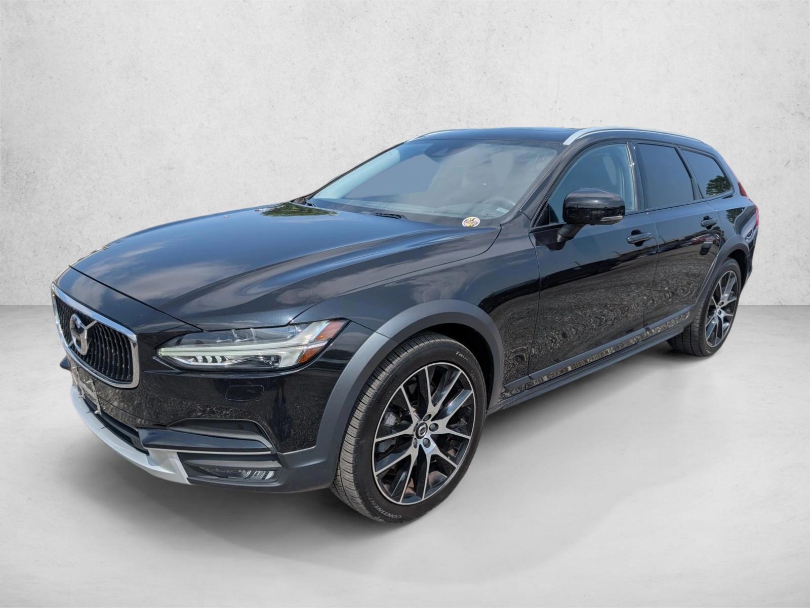 2020 Volvo V90 Cross Country