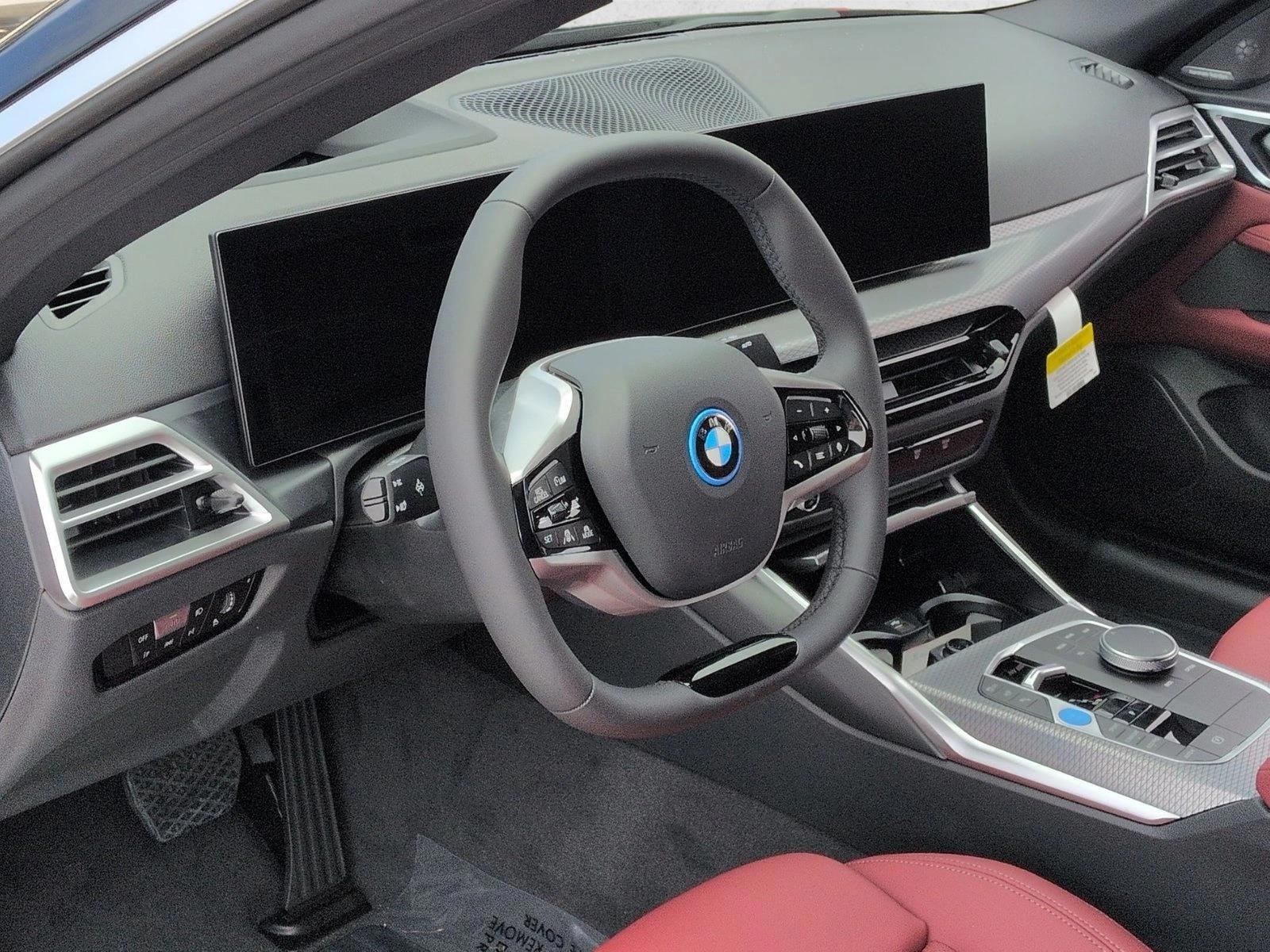 Thumbnail: 2026 BMW i4 - 3