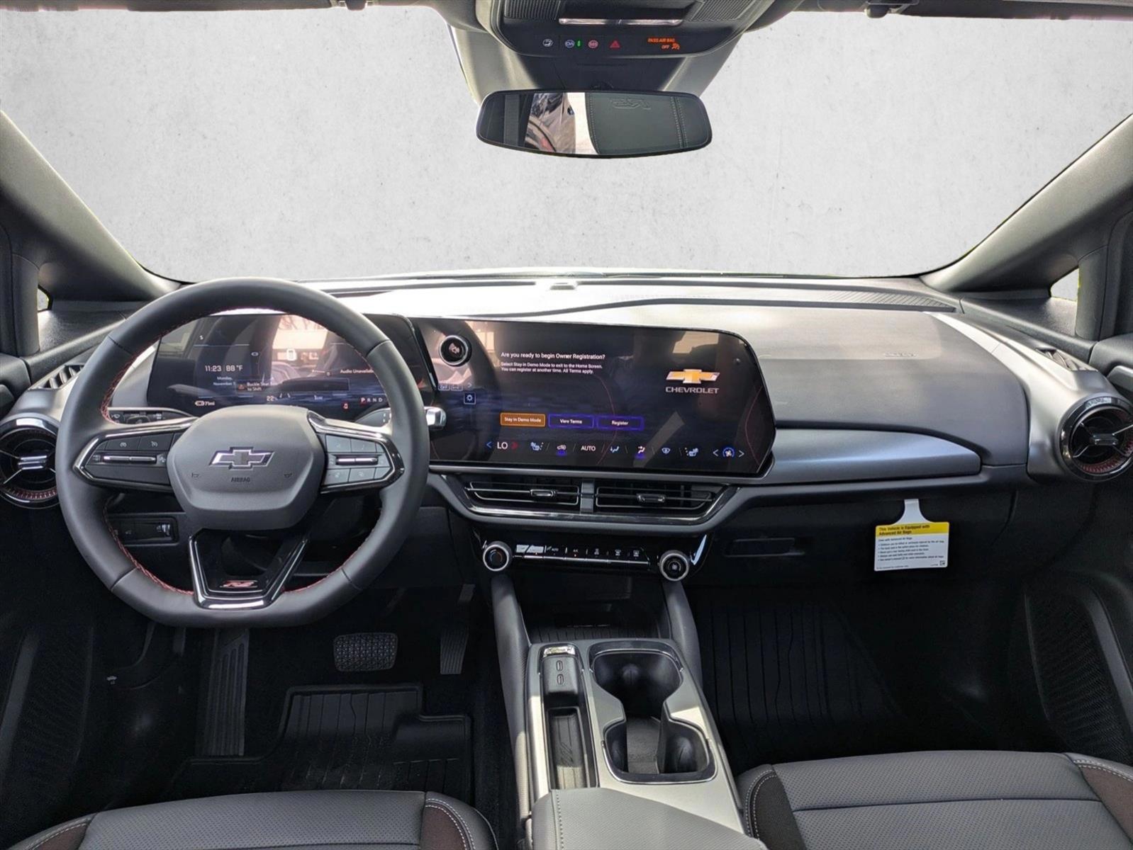 Thumbnail: 2026 Chevrolet Equinox - 3