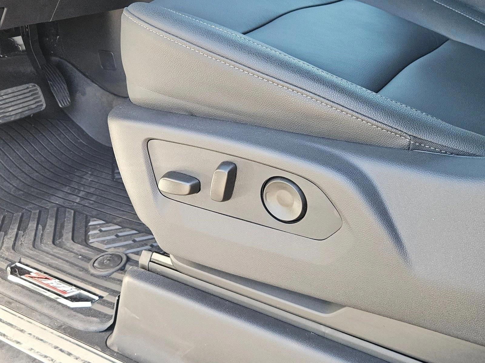 Thumbnail: 2026 Chevrolet Silverado 1500 - 4