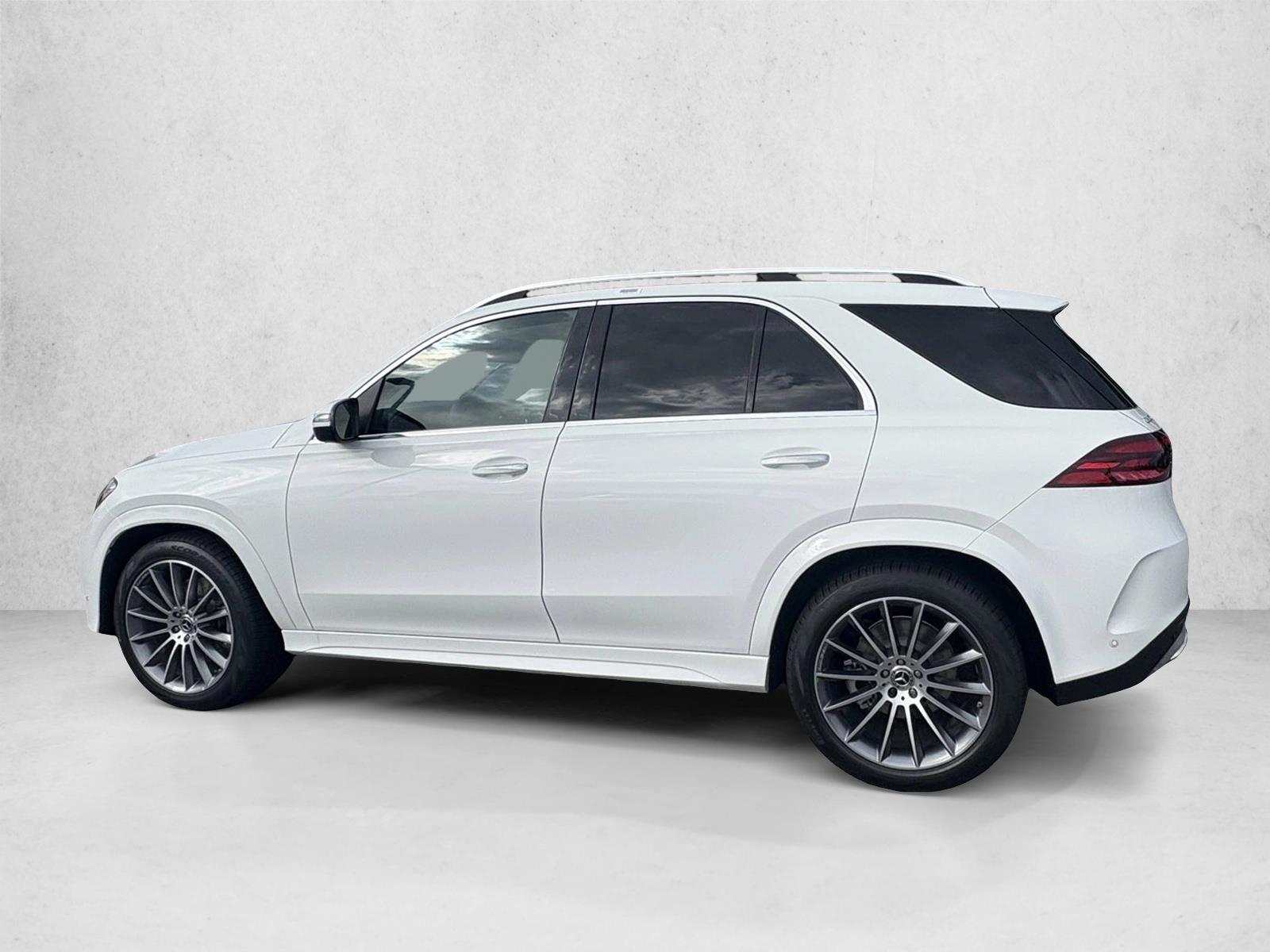 Thumbnail: 2026 Mercedes-Benz GLE - 2