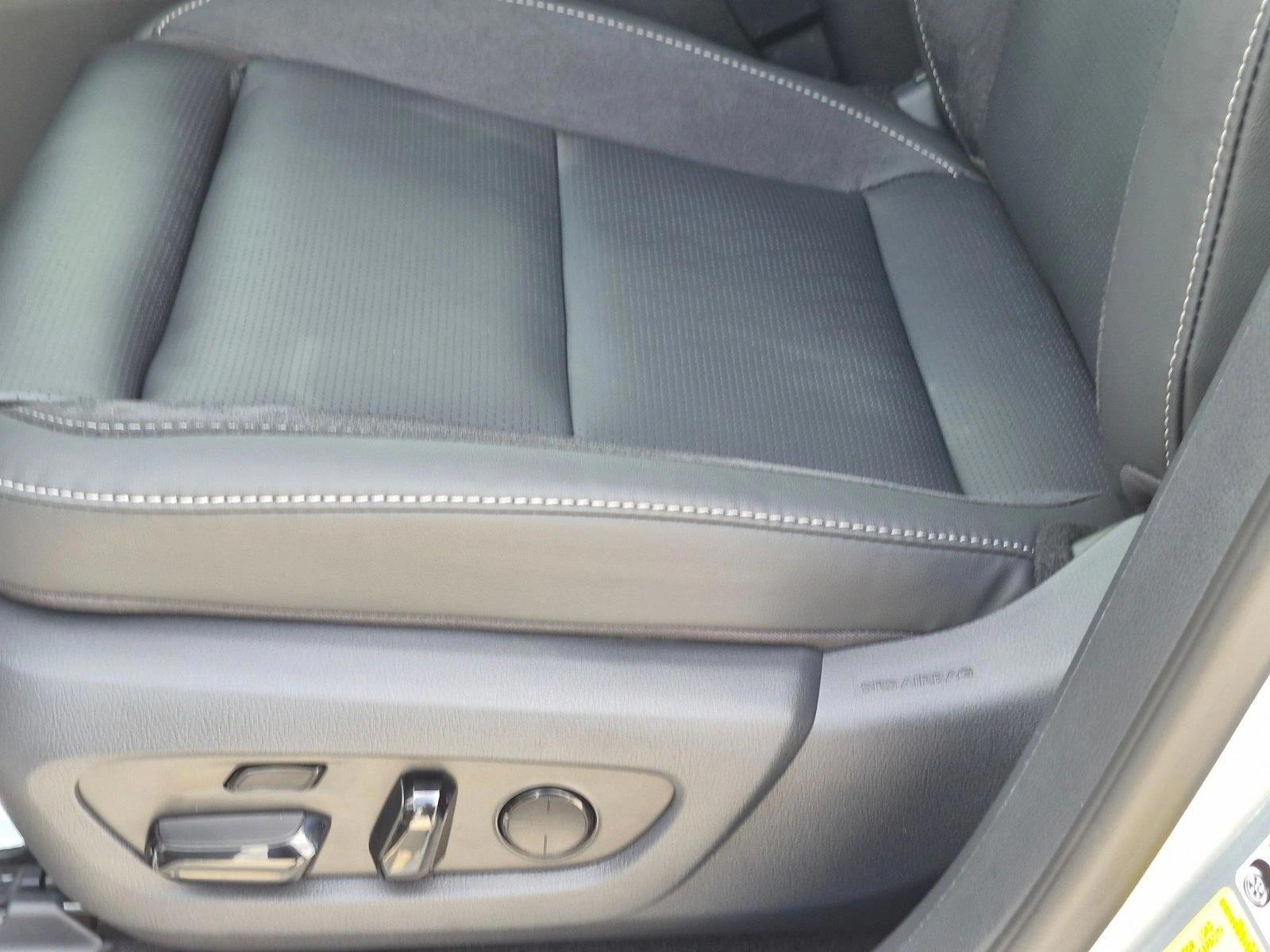 Thumbnail: 2026 Lexus RX - 4