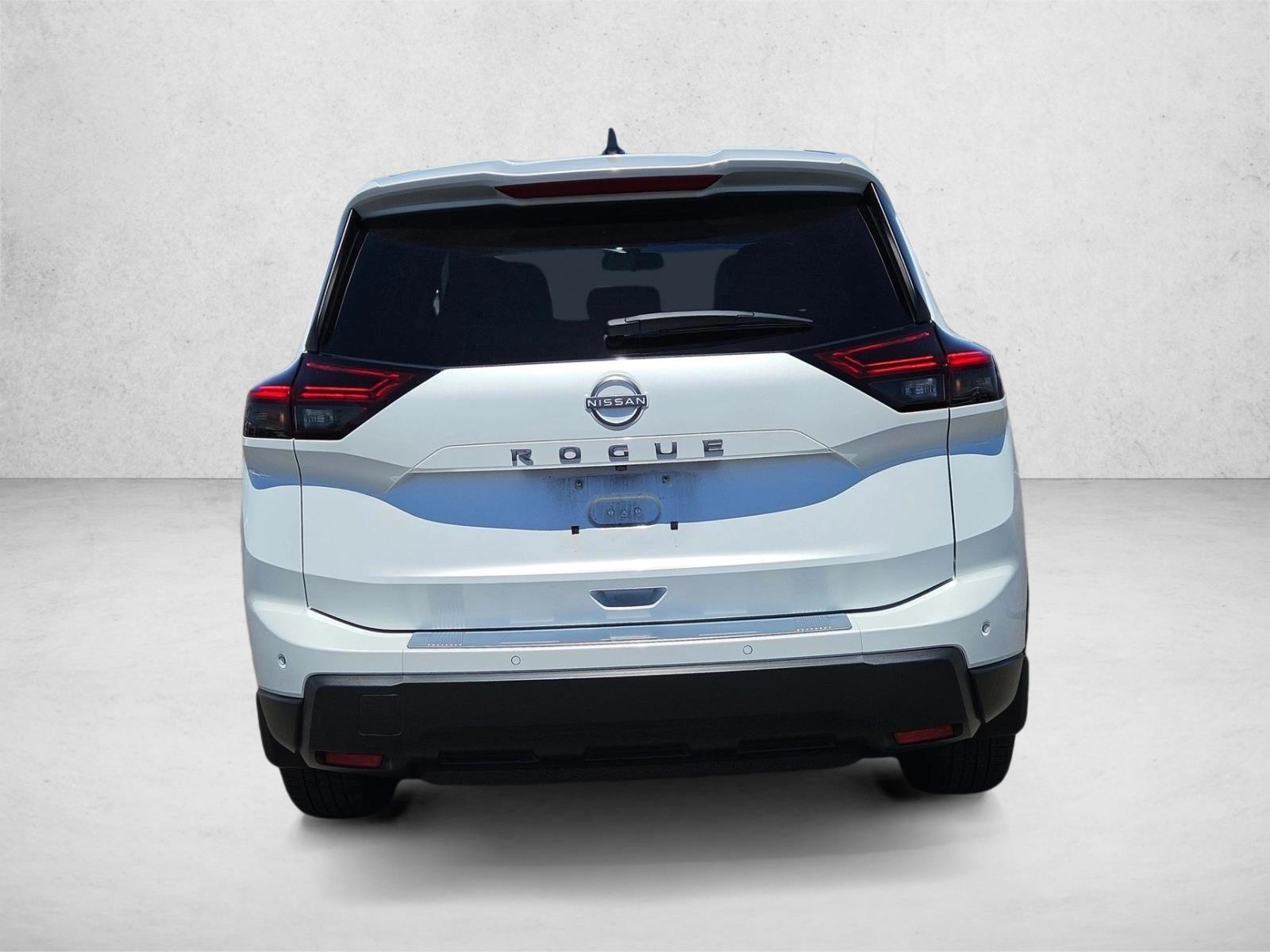 2025 Nissan Rogue S - Photo 6