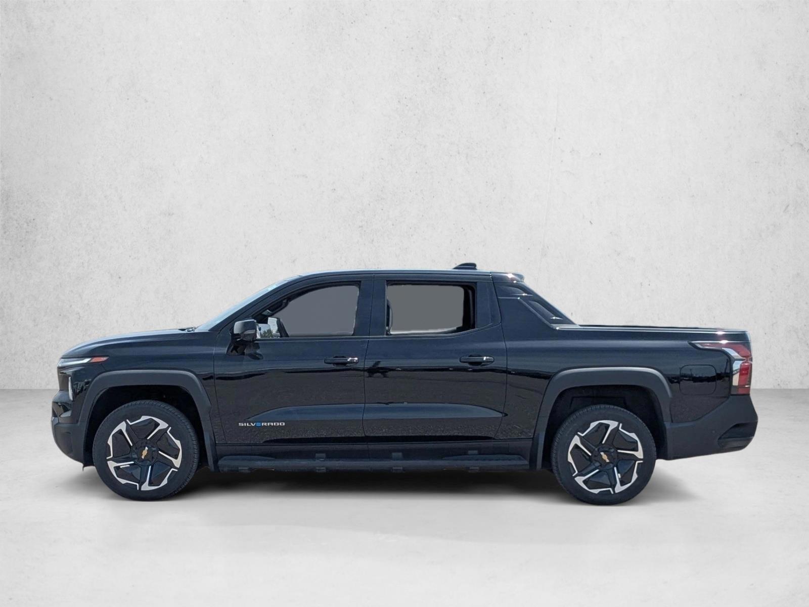 Thumbnail: 2026 Chevrolet Silverado EV - 2