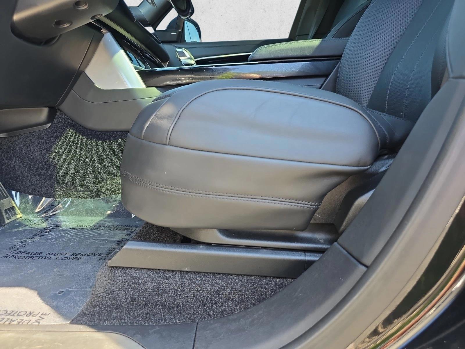 Thumbnail: 2024 Land Rover Range Rover - 5