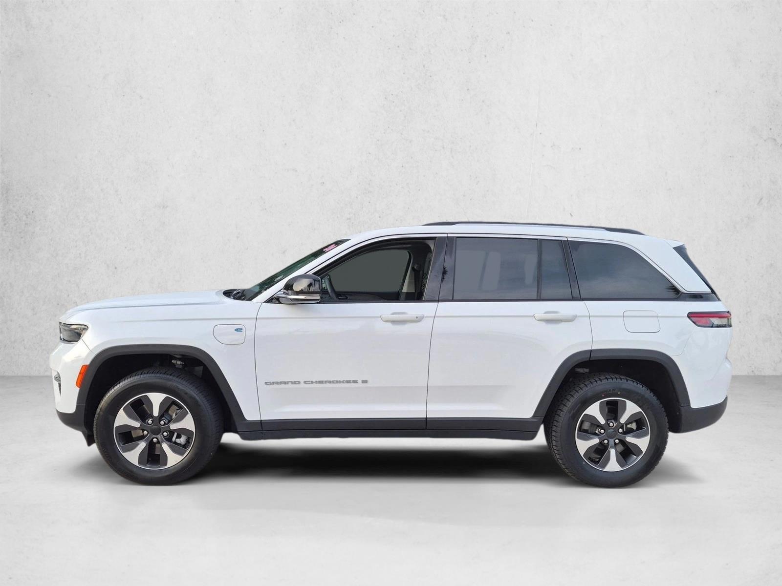 Thumbnail: 2024 Jeep Grand Cherokee - 2