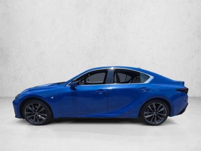 2021 Lexus IS