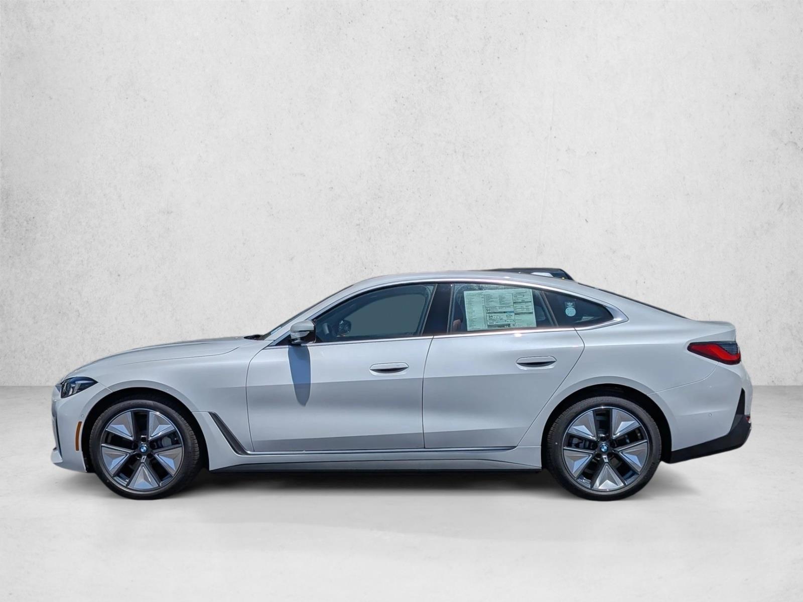 Thumbnail: 2026 BMW i4 - 2