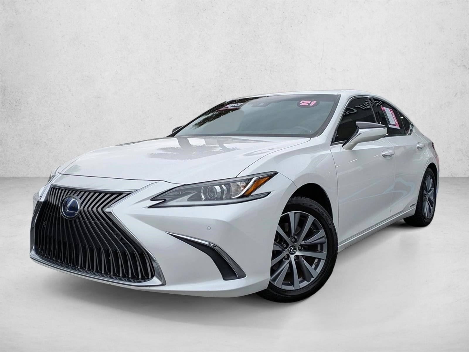 Thumbnail: 2021 Lexus ES - 1