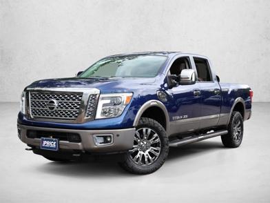 2016 Nissan Titan Platinum Reserve -
                  Des Plaines, IL