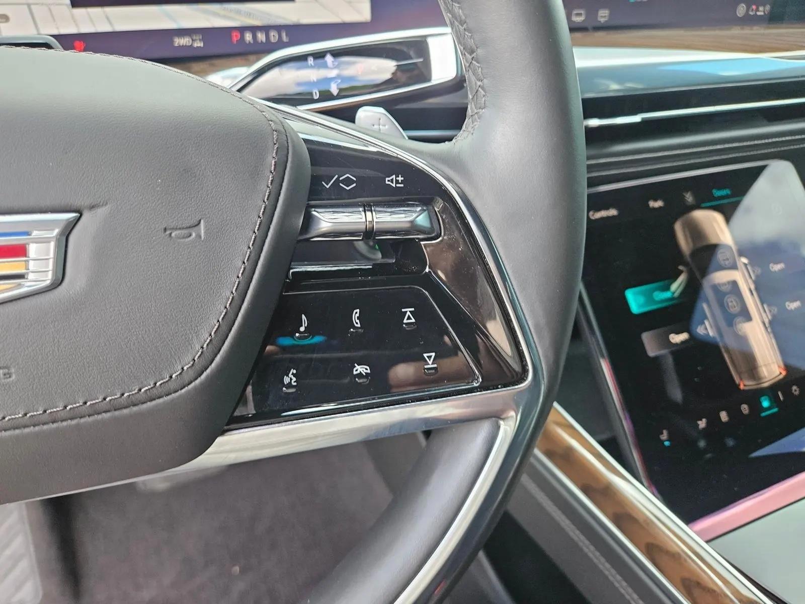 2025 Cadillac Escalade ESV Sport Platinum - Photo 20