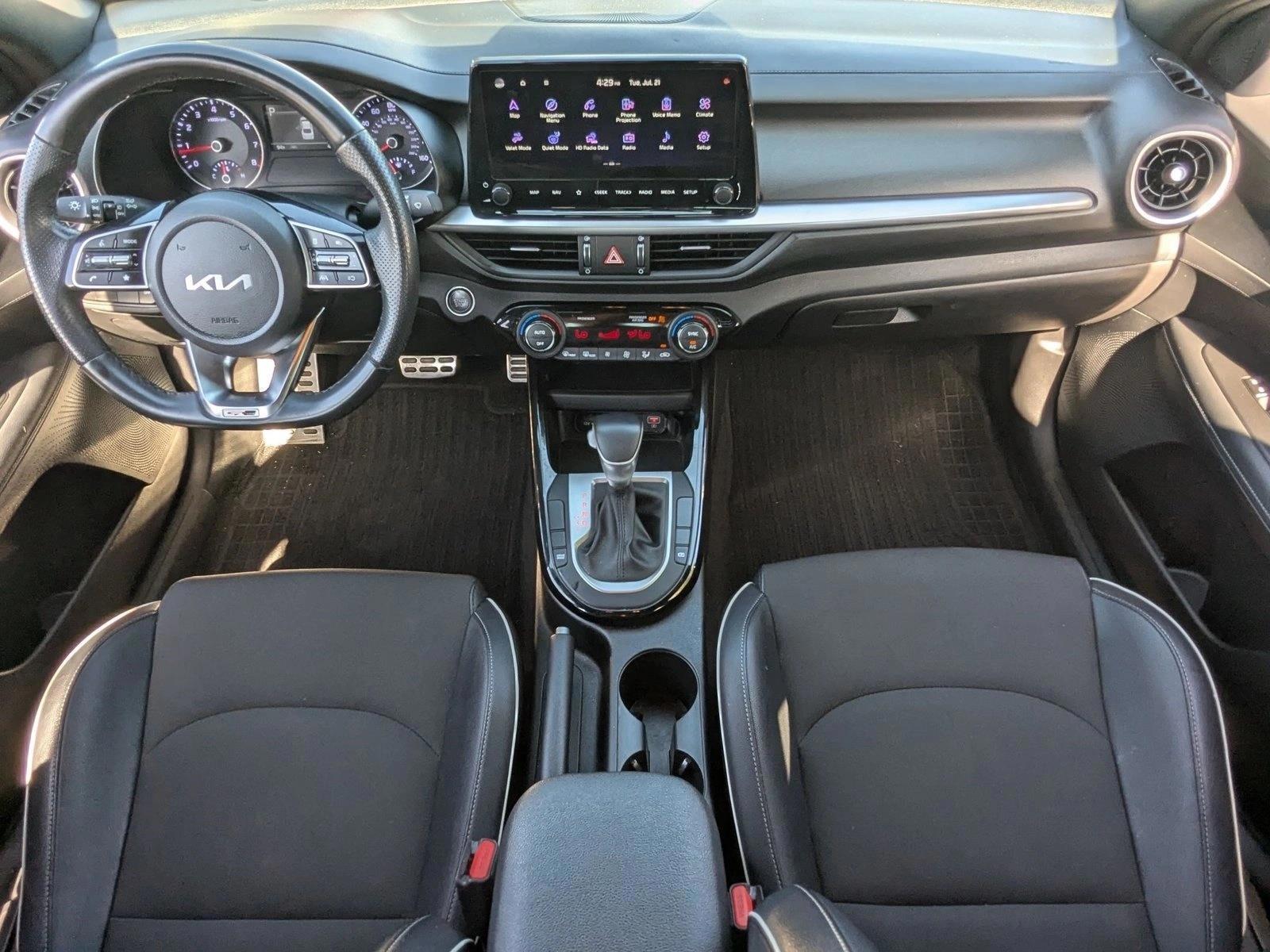 Thumbnail: 2023 Kia Forte - 4