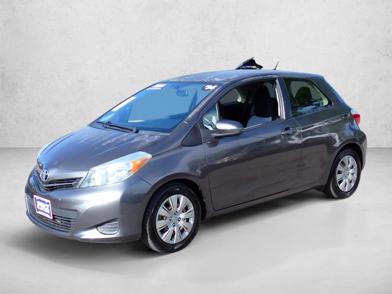 2014 Toyota Yaris LE -
                  Centennial, CO