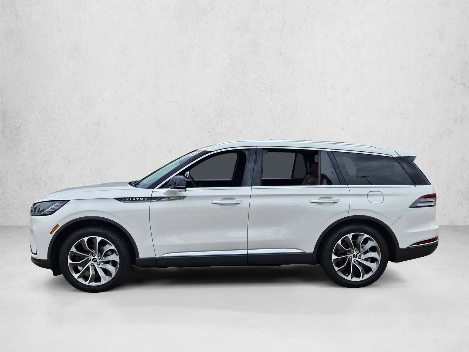 Thumbnail: 2025 Lincoln Aviator - 2