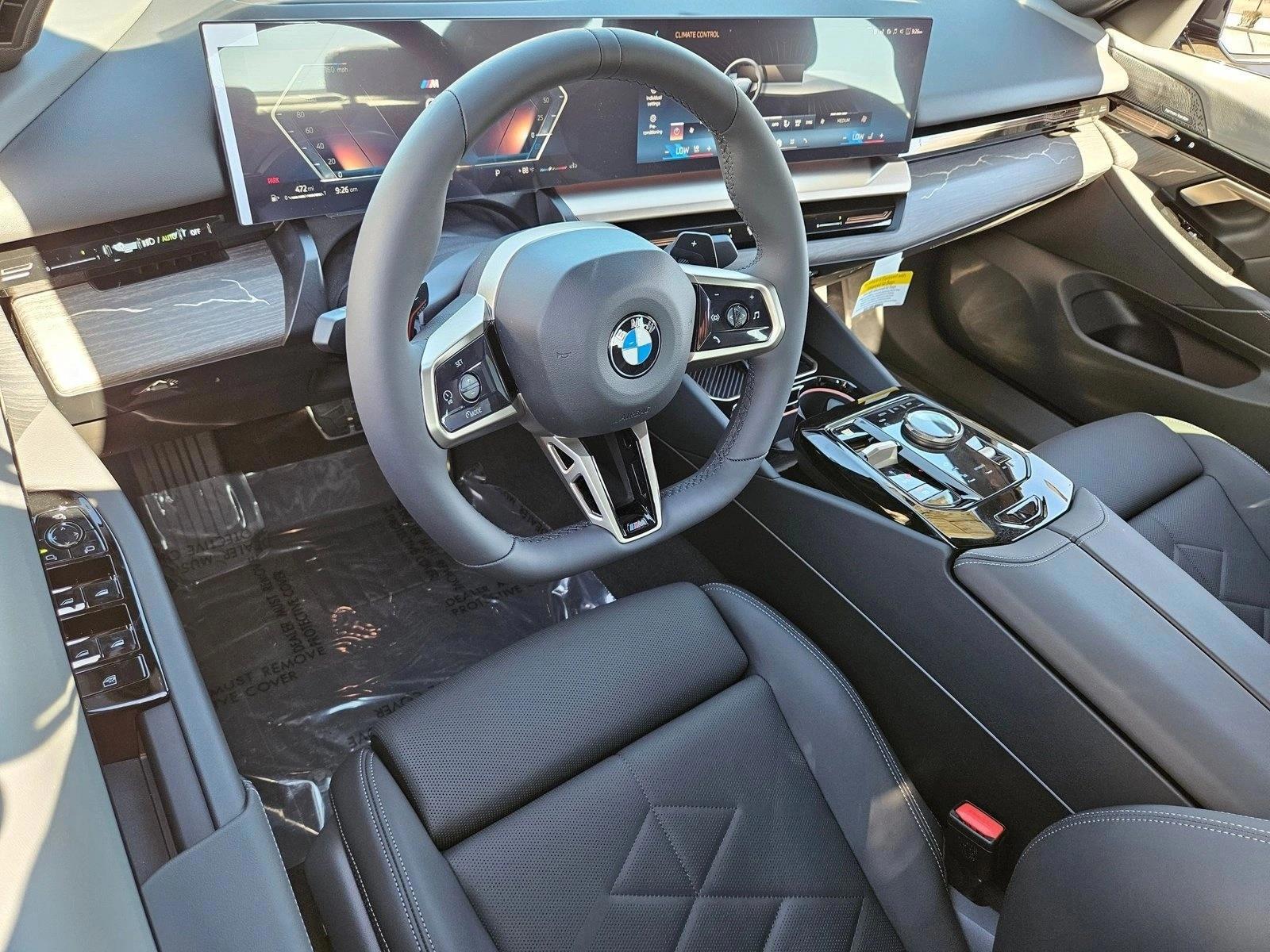 Thumbnail: 2026 BMW 5 Series - 3