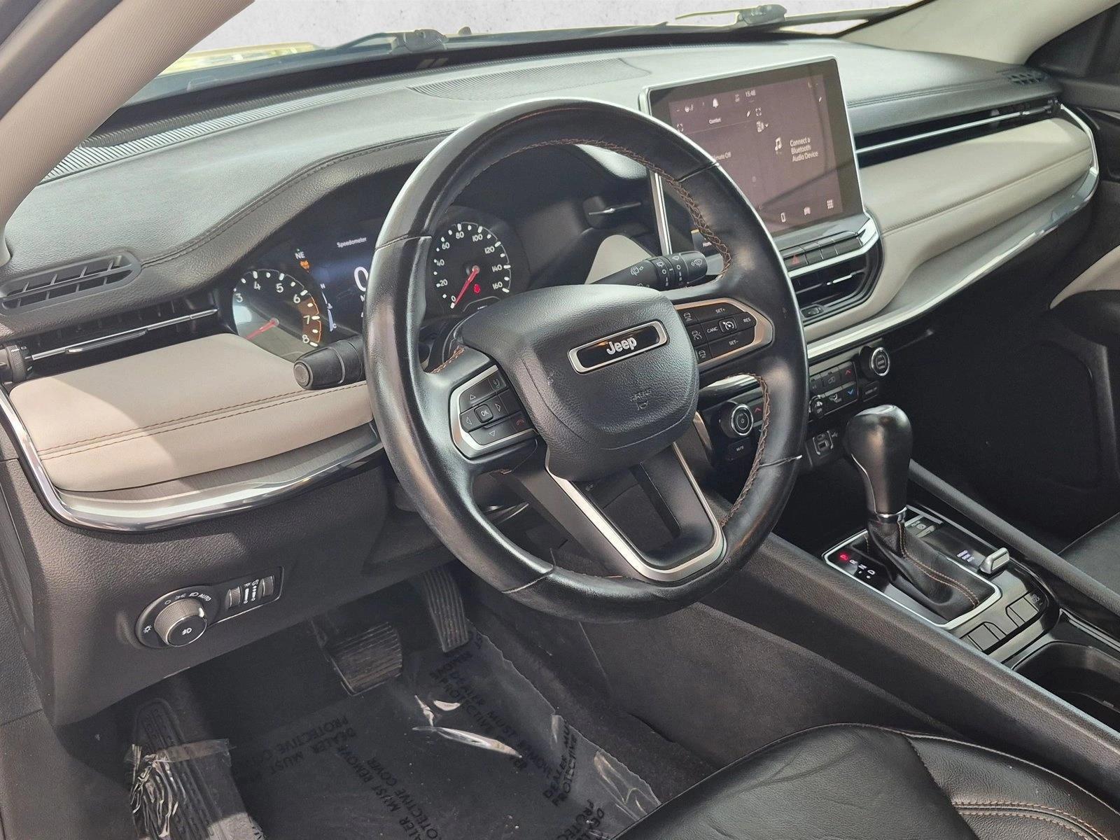 Thumbnail: 2022 Jeep Compass - 3