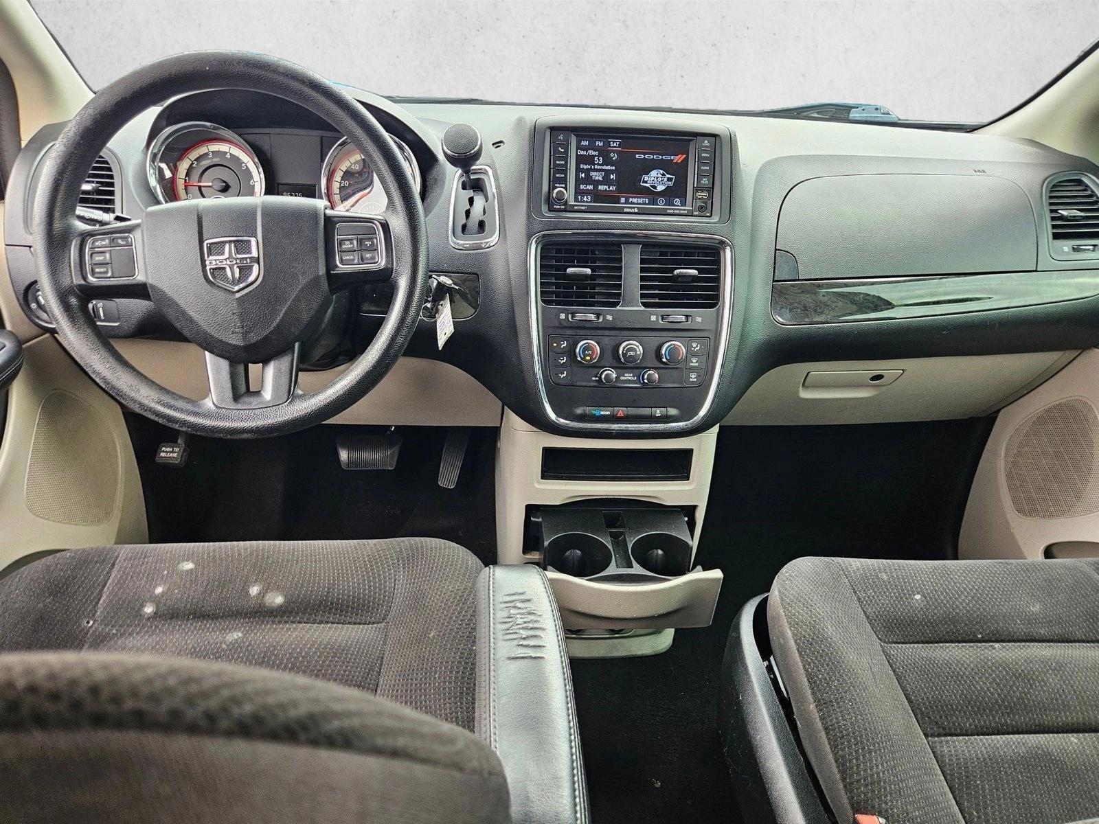 Thumbnail: 2019 Dodge Grand Caravan - 3