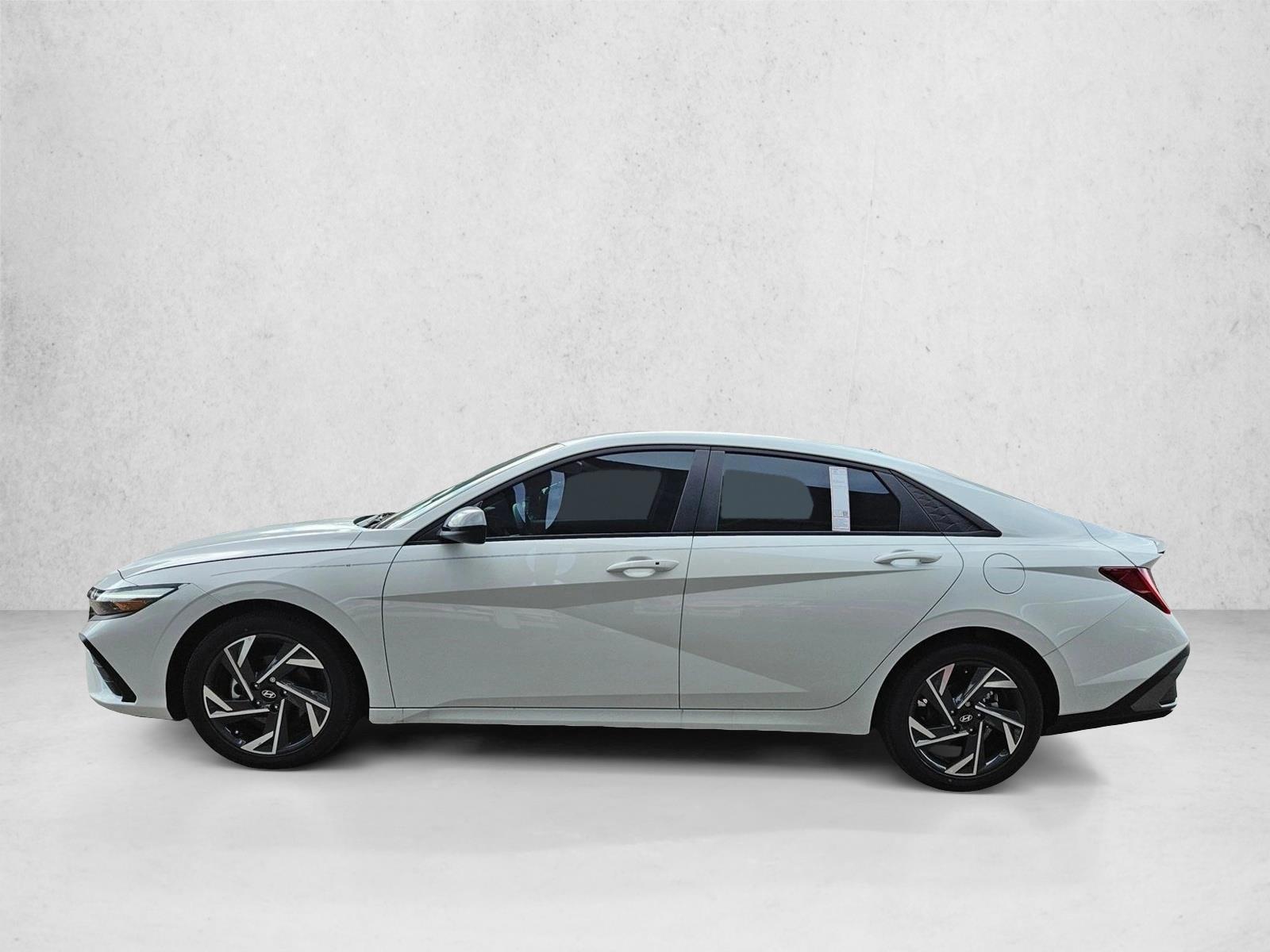 Thumbnail: 2025 Hyundai Elantra - 2
