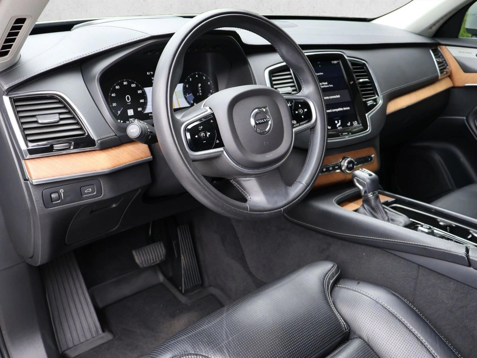 Thumbnail: 2020 Volvo XC90 - 3