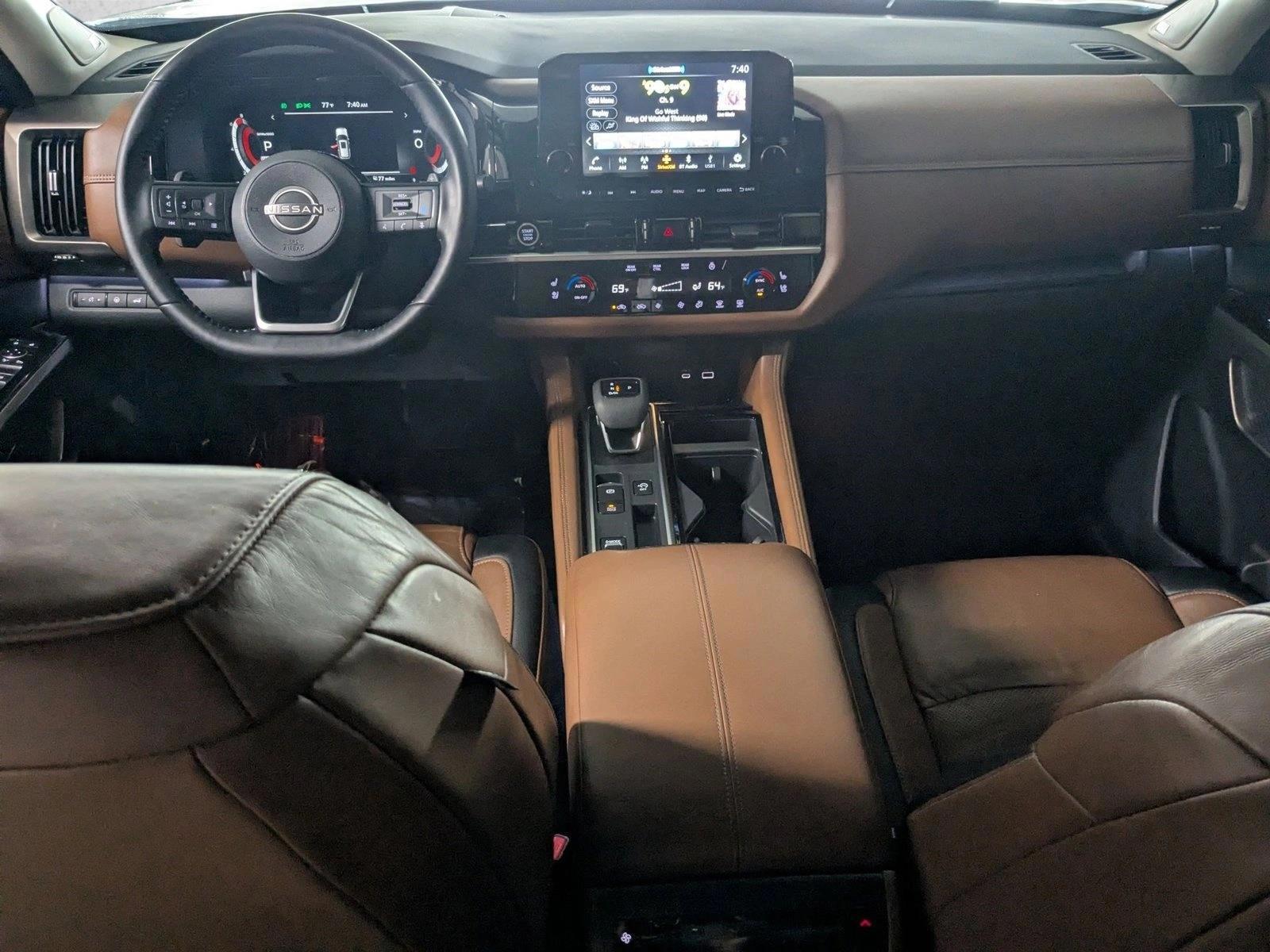 Thumbnail: 2022 Nissan Pathfinder - 4