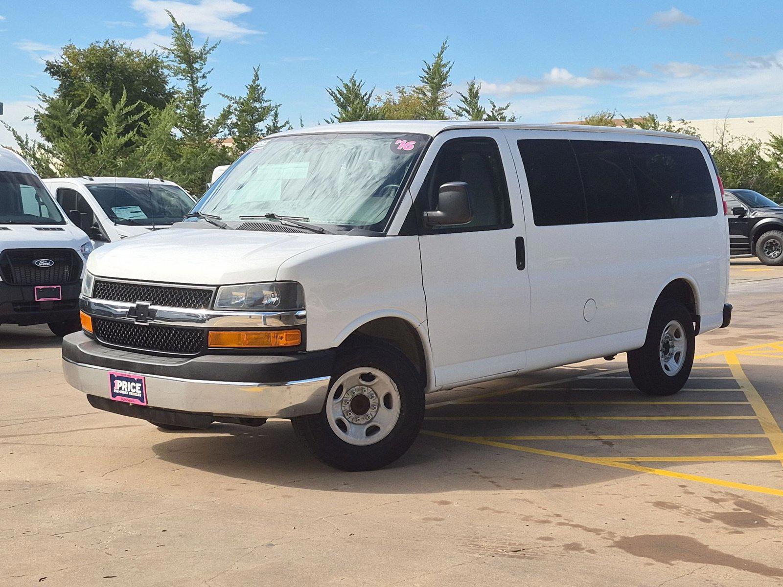2016 Chevrolet Express Passenger
