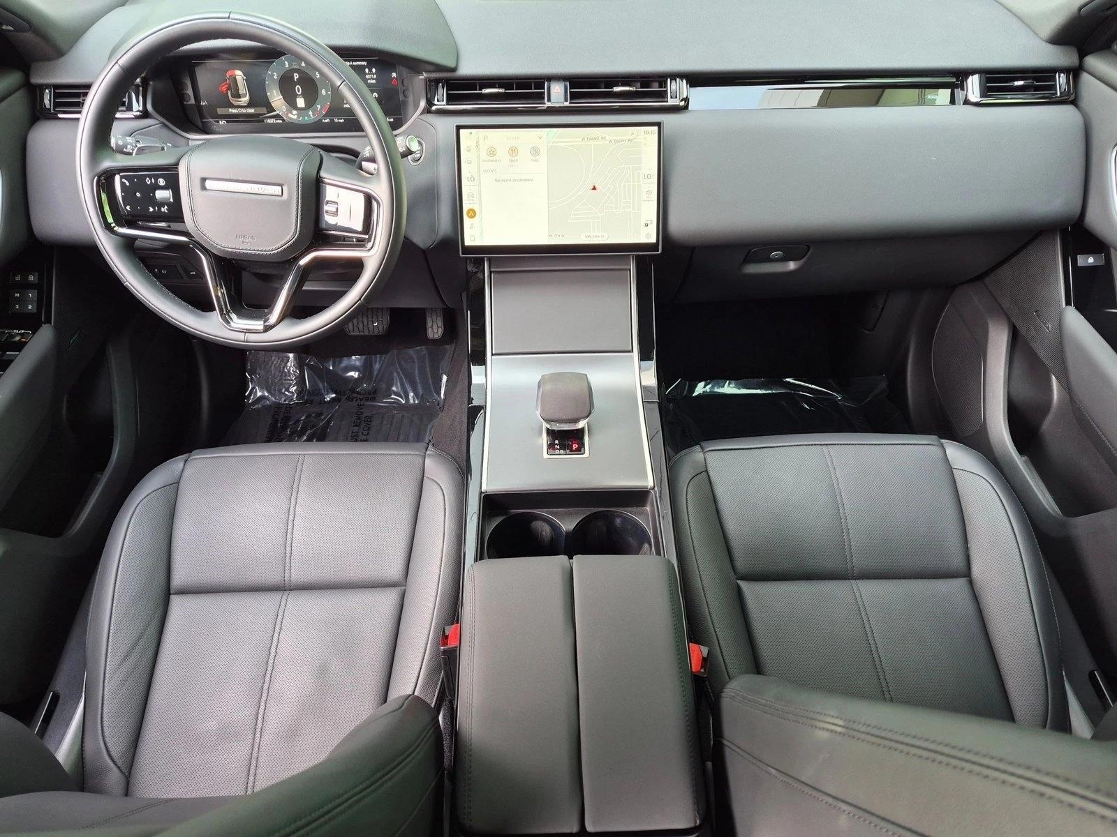 Thumbnail: 2026 Land Rover Range Rover Velar - 4