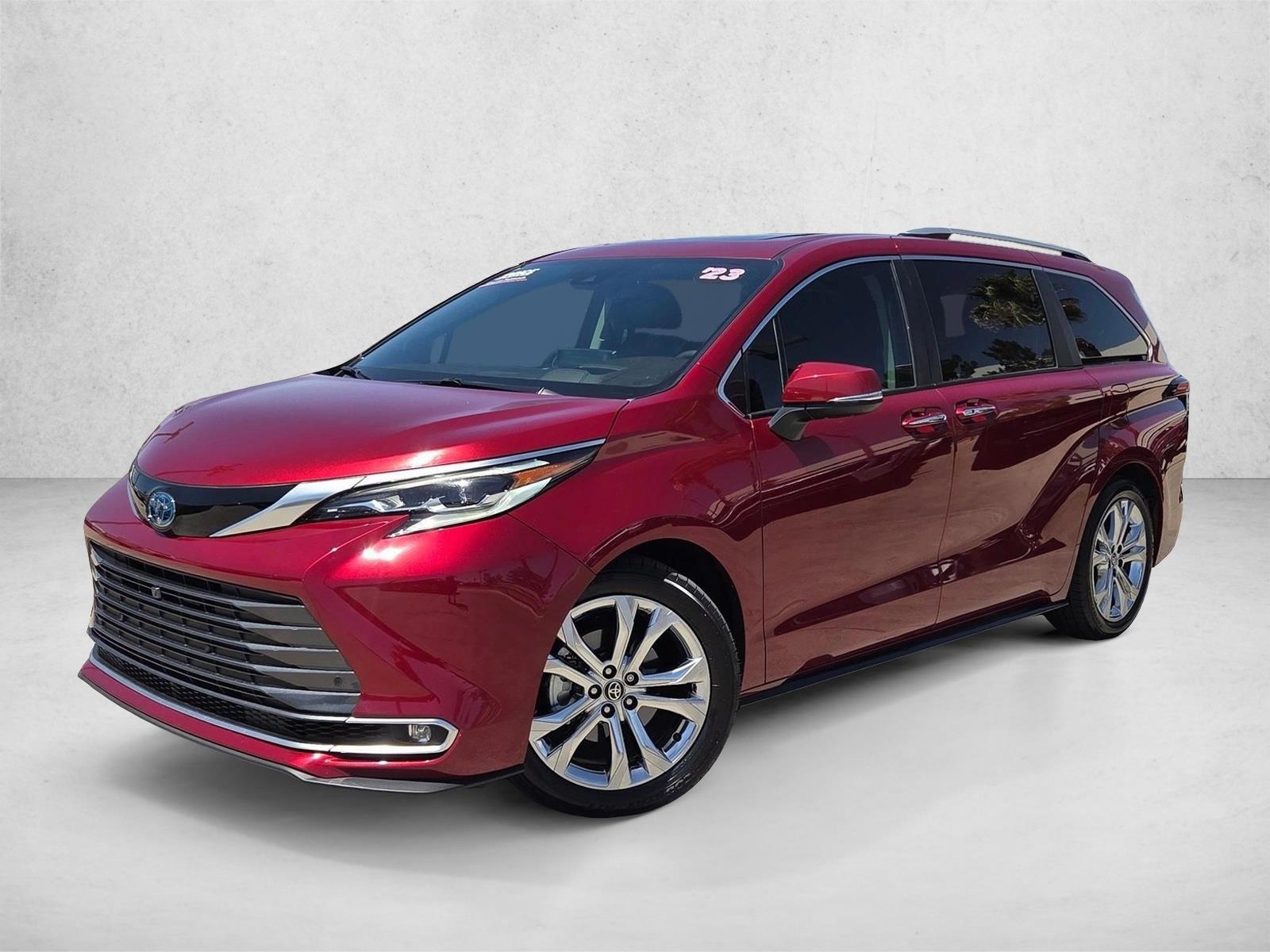 Thumbnail: 2023 Toyota Sienna - 1
