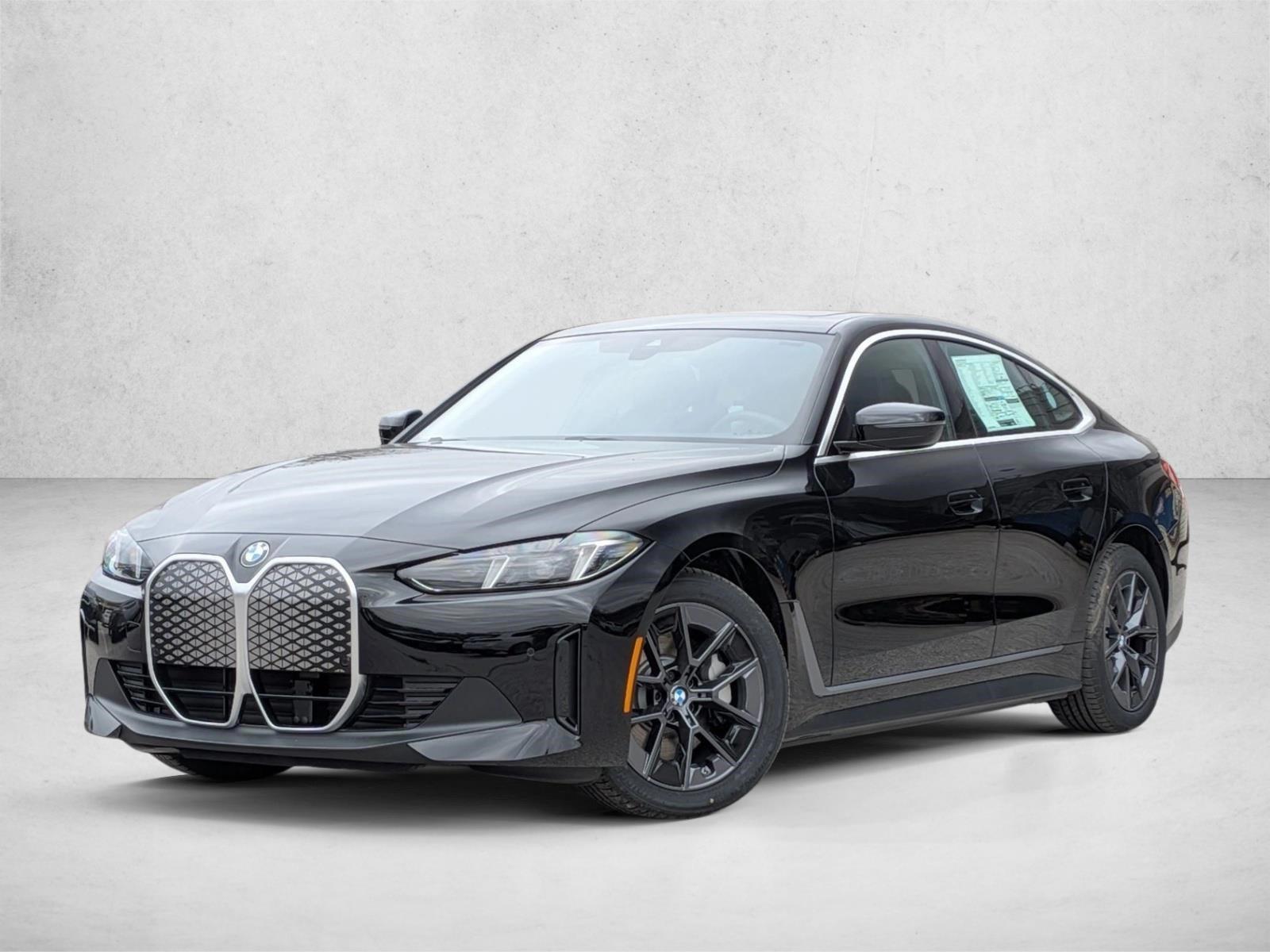 Thumbnail: 2026 BMW i4 - 1