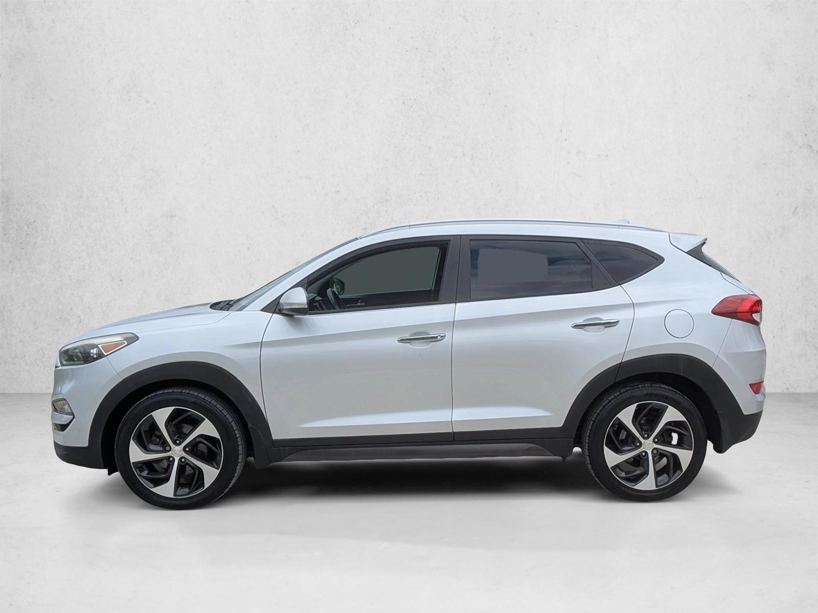 Thumbnail: 2016 Hyundai Tucson - 2