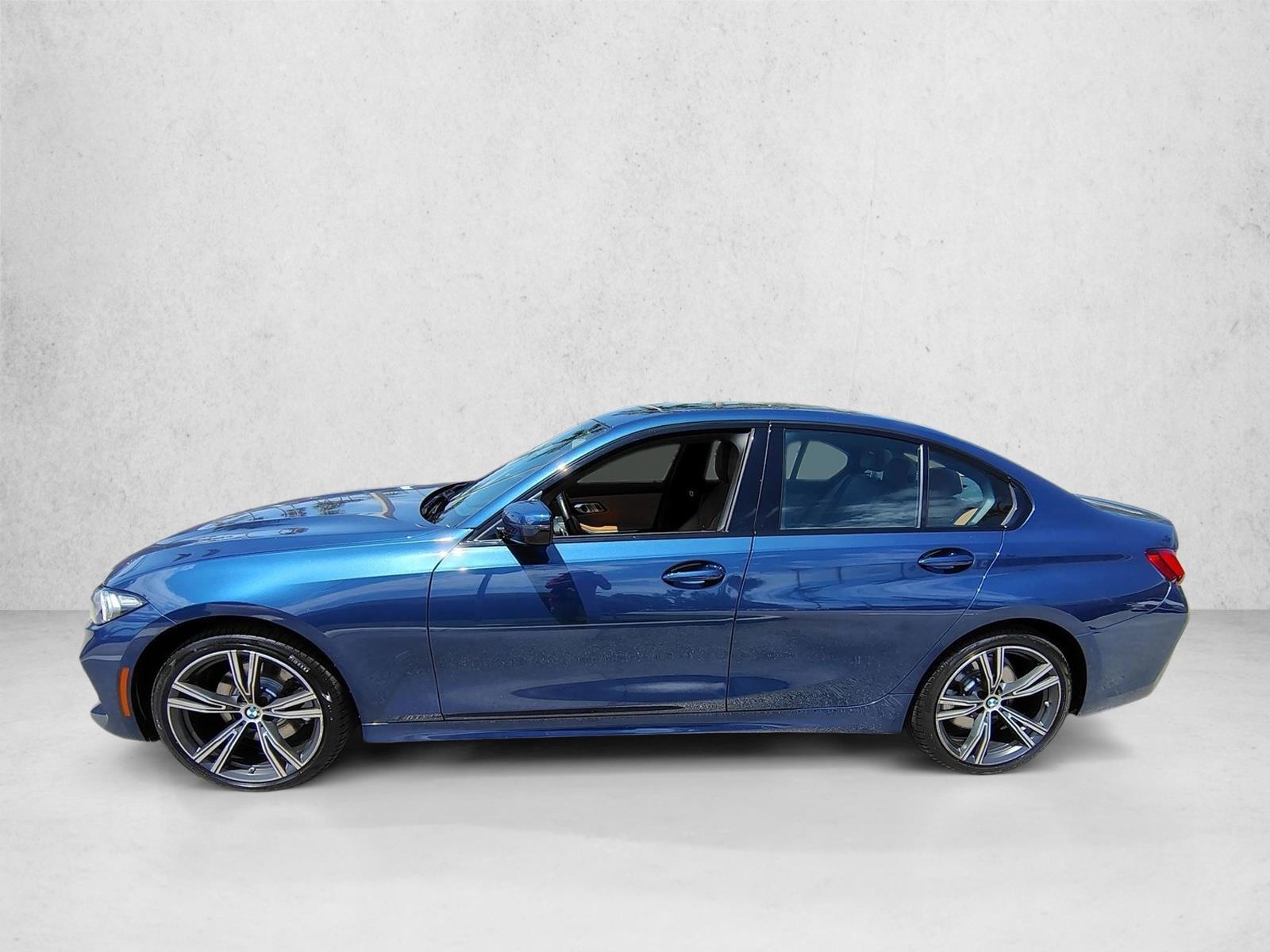 Thumbnail: 2023 BMW 3 Series - 2