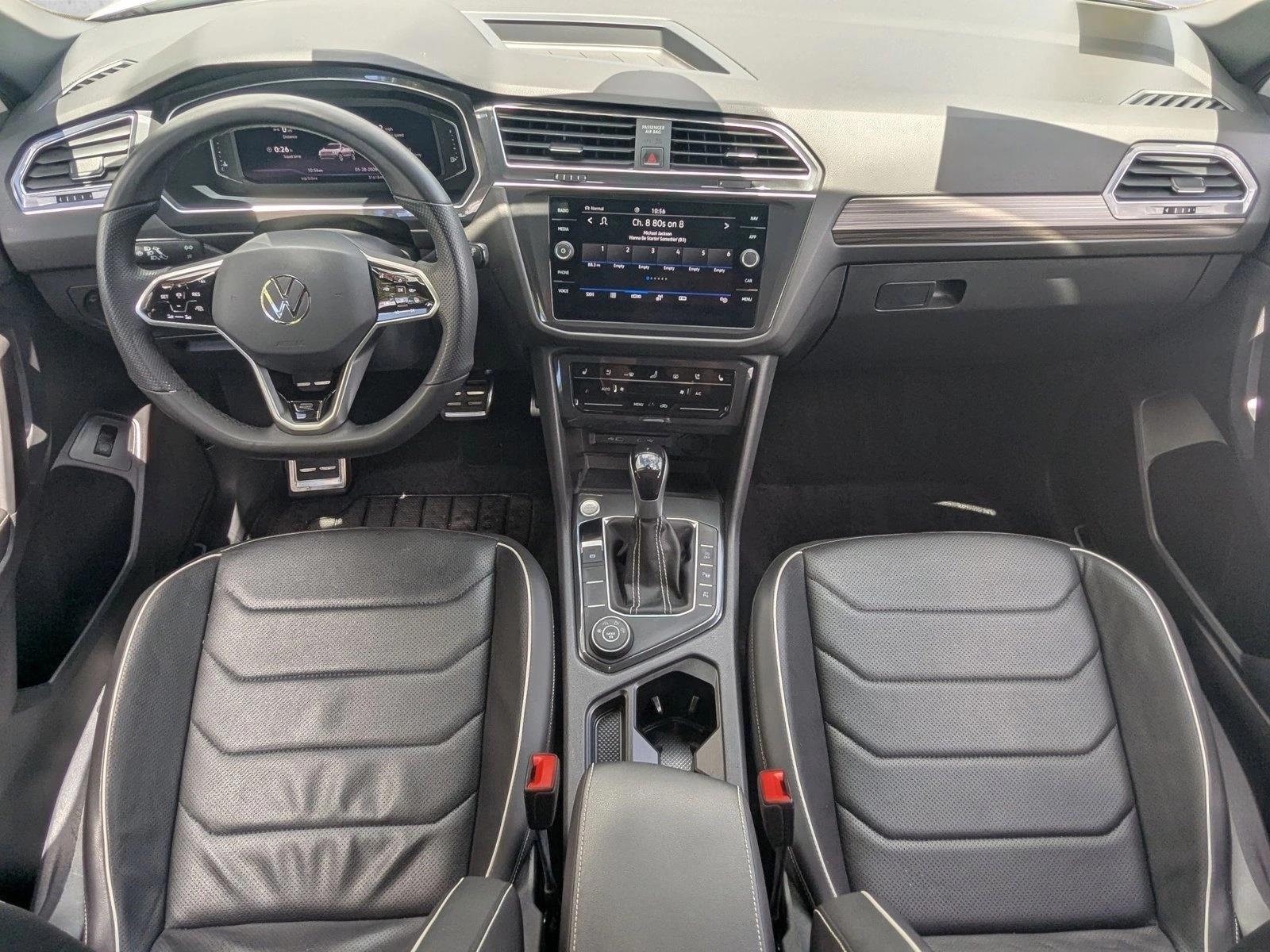 Thumbnail: 2023 Volkswagen Tiguan - 4
