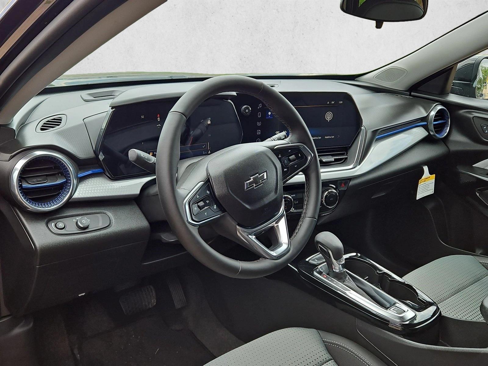 Thumbnail: 2026 Chevrolet Trax - 3